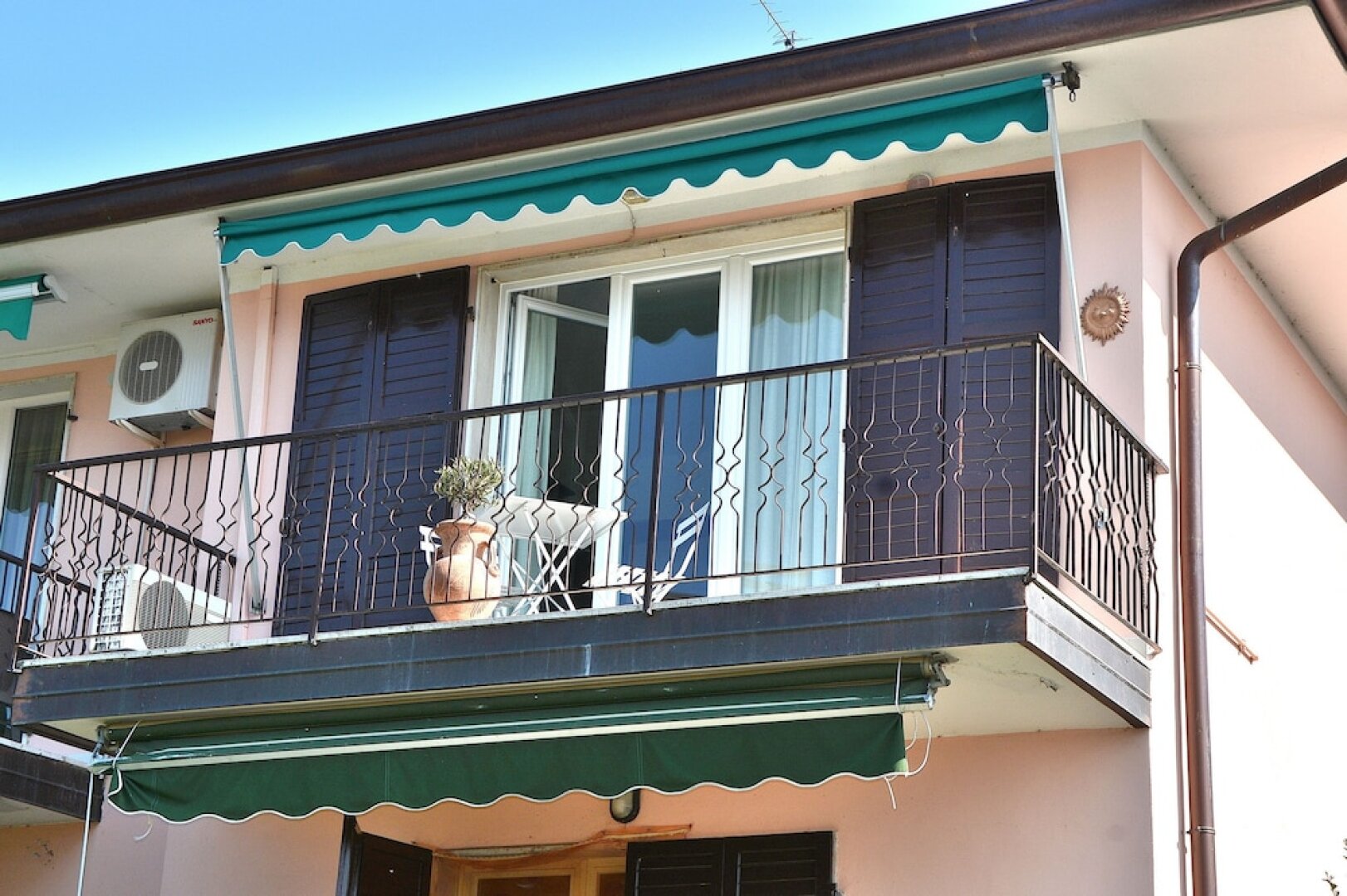 Apartment Bardolino With Lake View