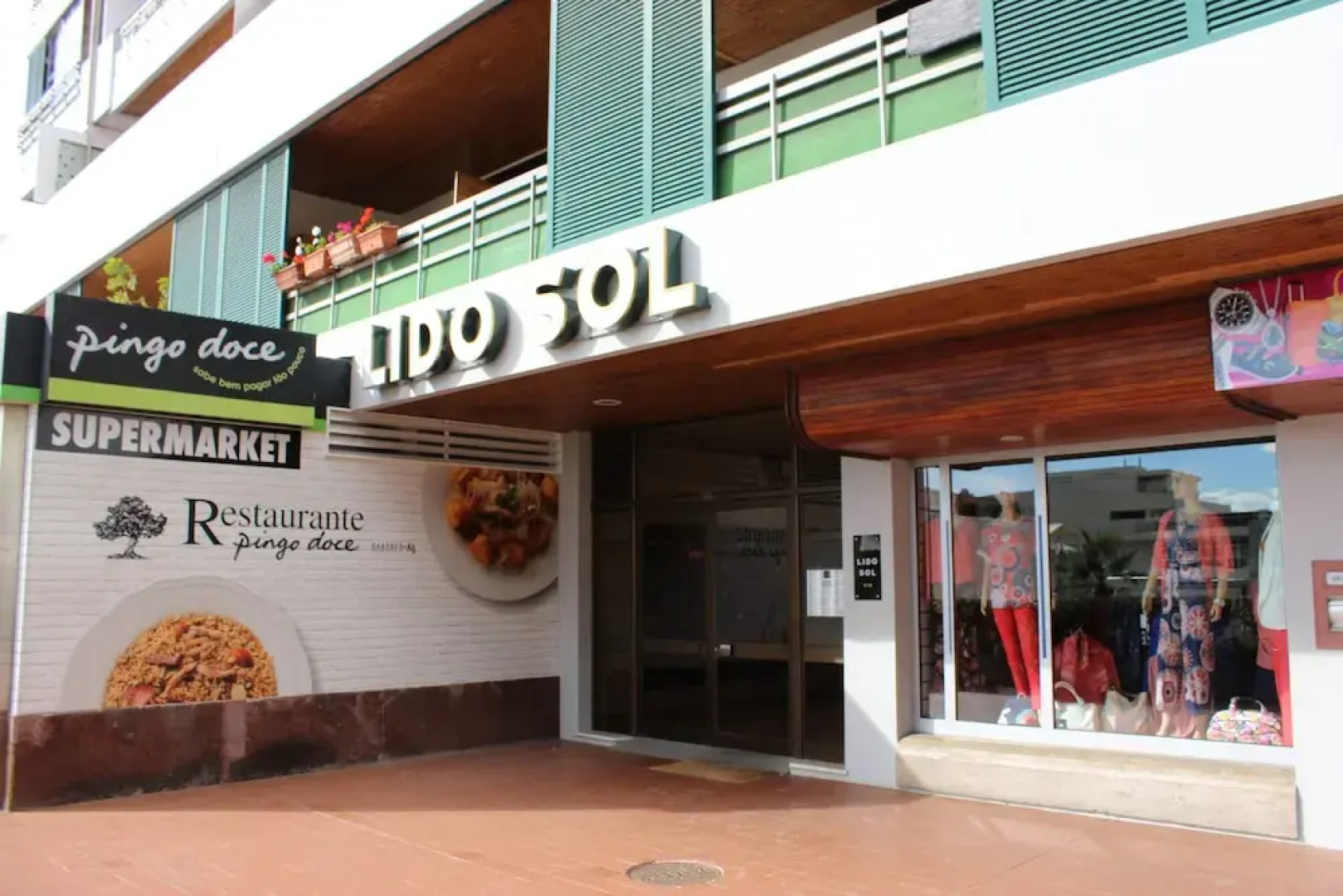 Monumental Apartment