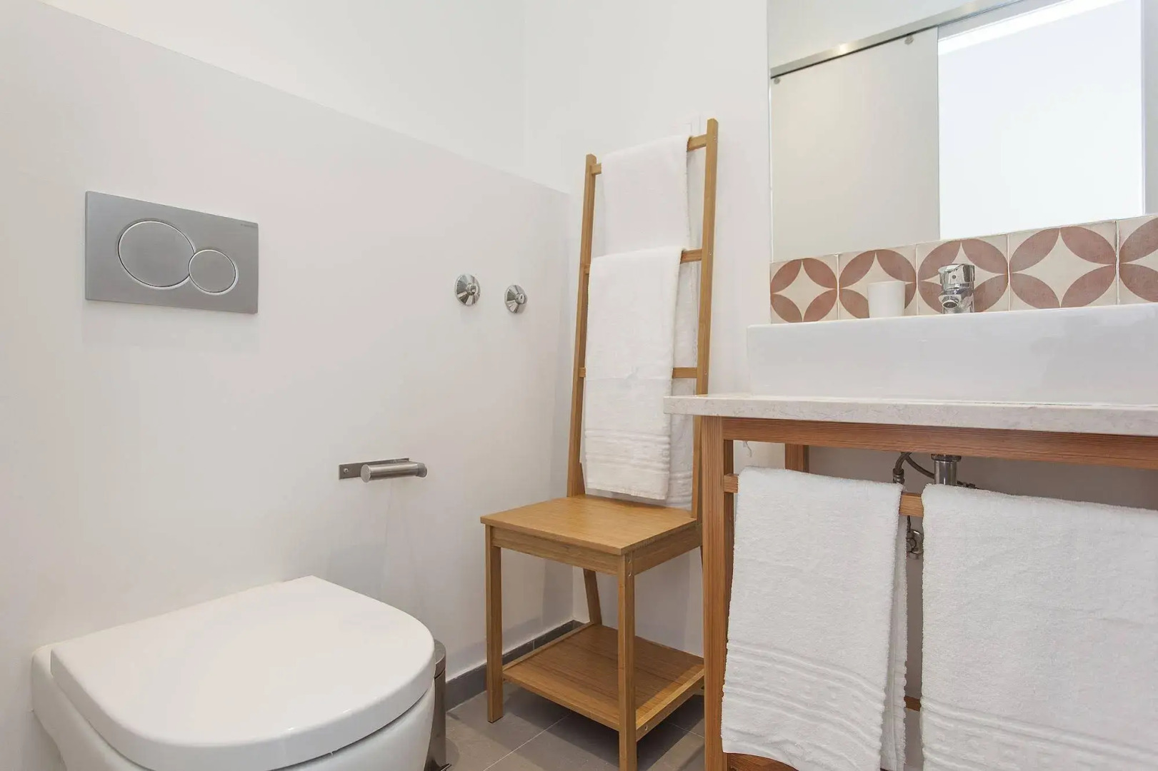 Lisbon Old Town Guest House