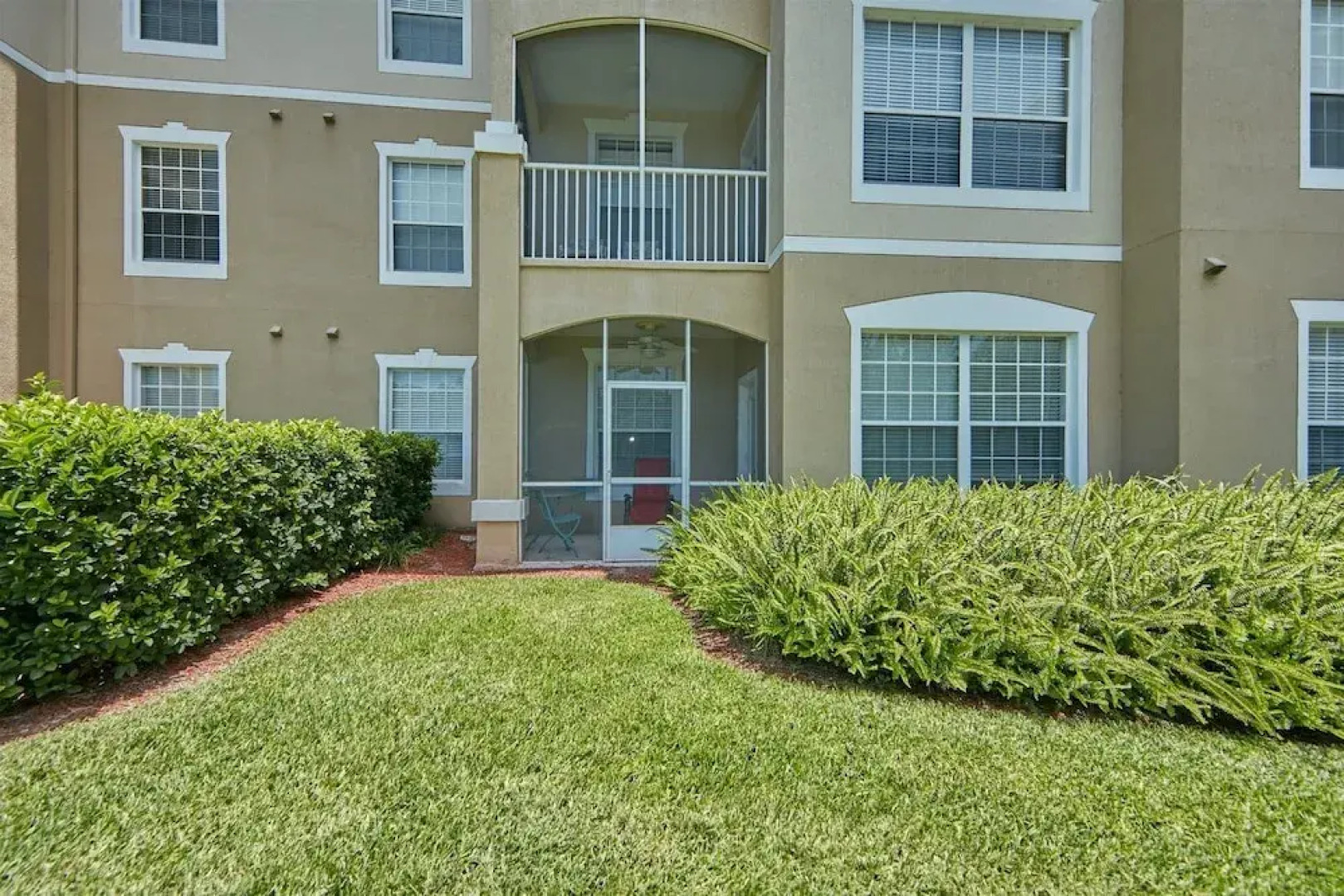 Windsor_palms_105_sp