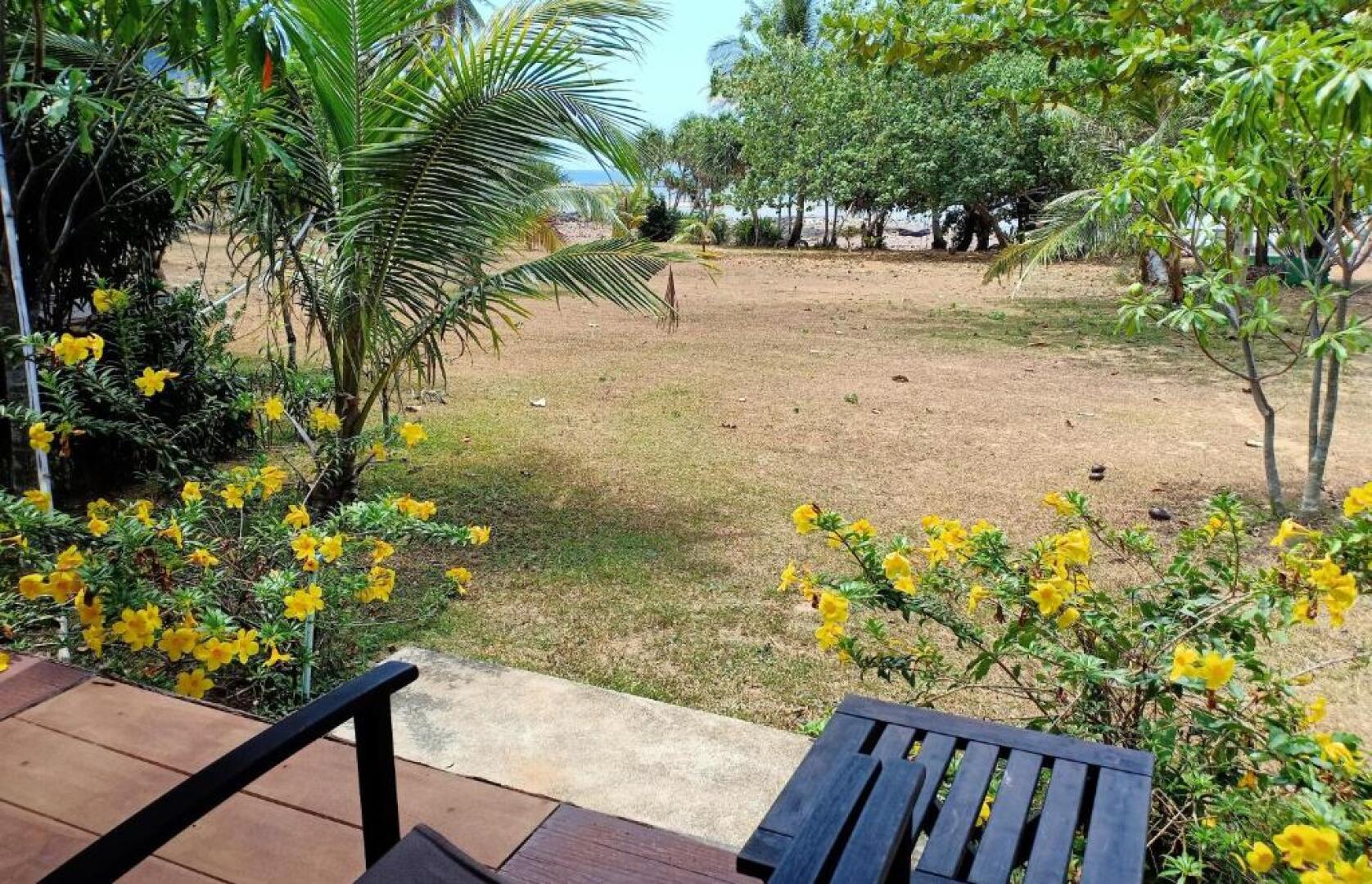 Naivacha Tent Koh Mak