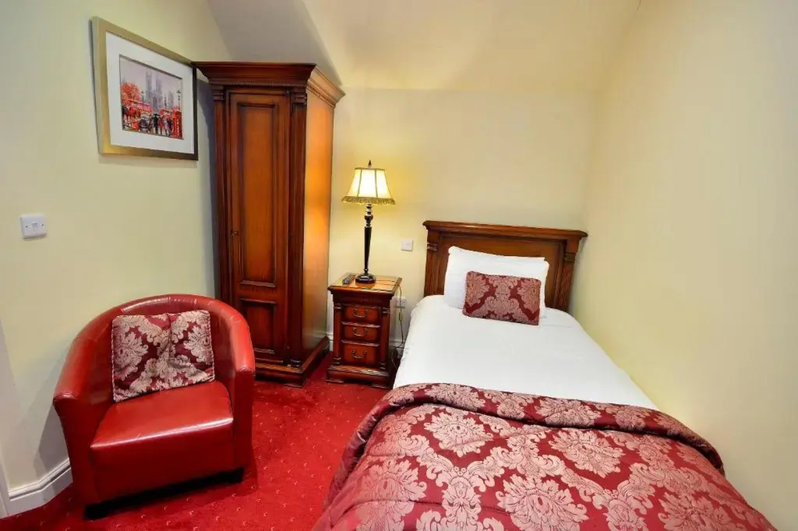 The Roundabout Hotel