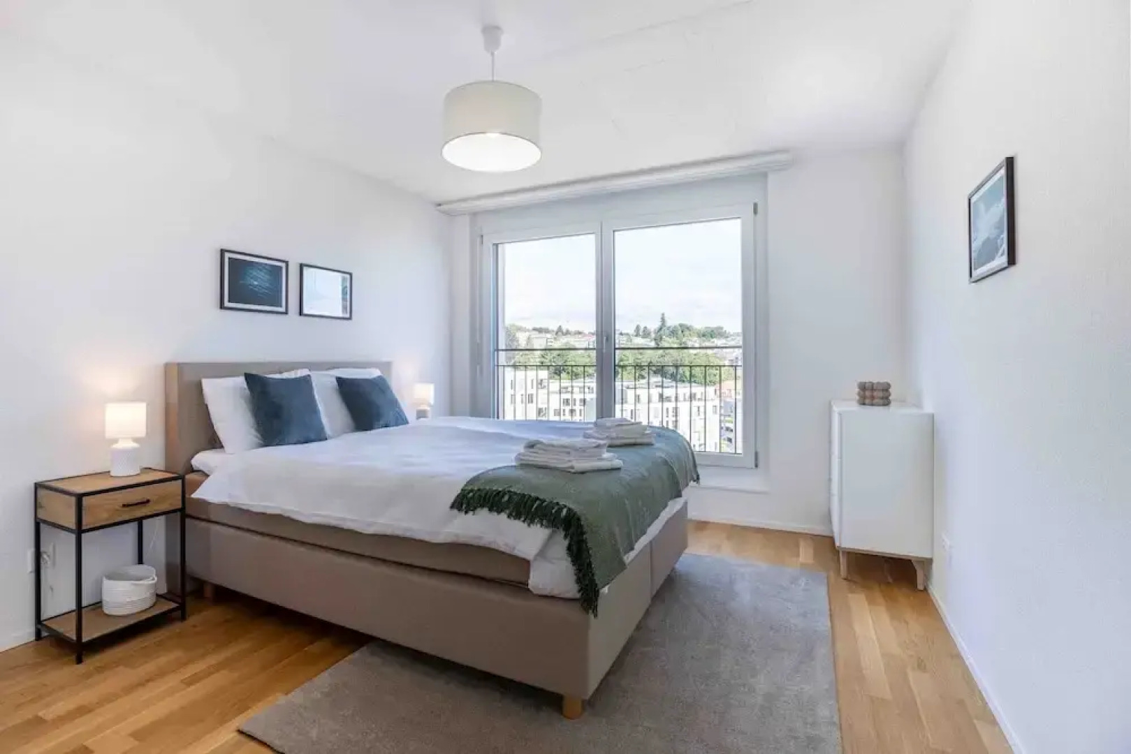 Arsenaux Residence by Homenhancement