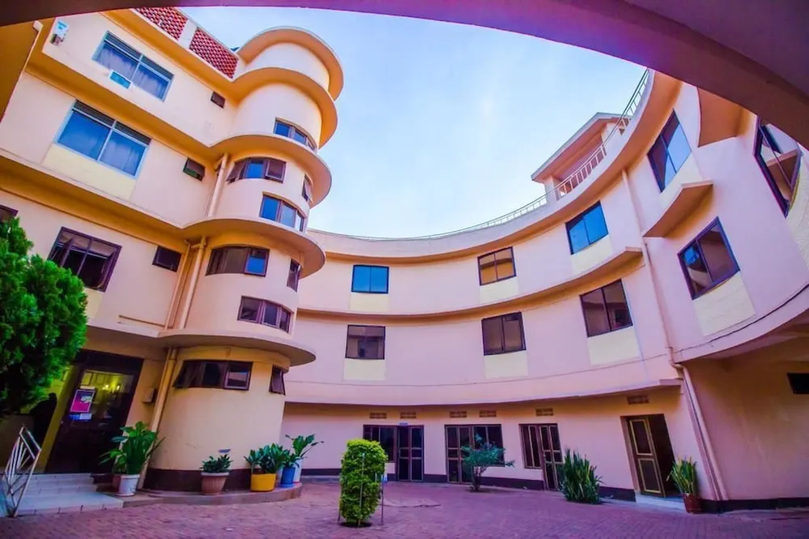 Hotel Paradise on the Nile