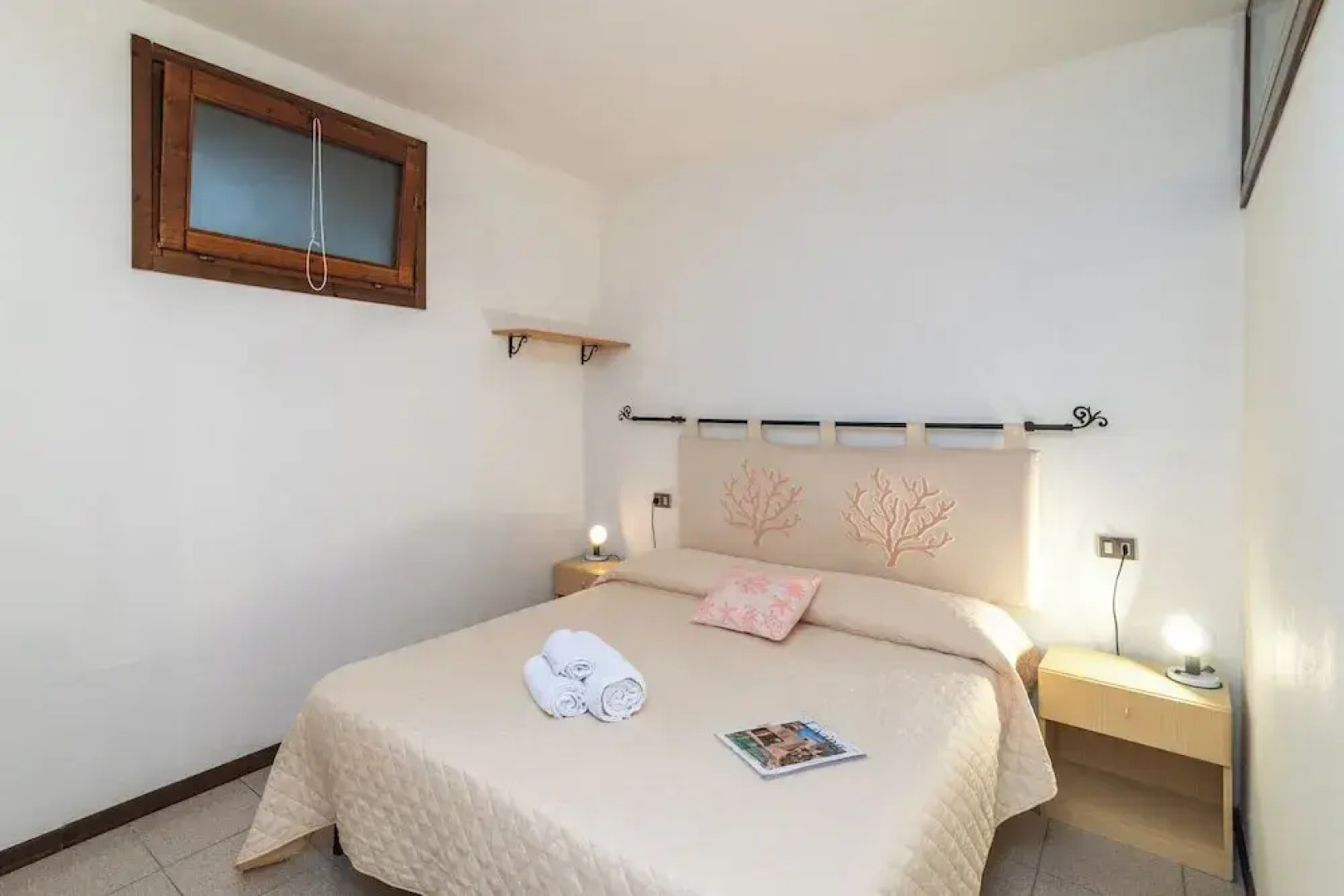 I Fari 74 600m From The Beach