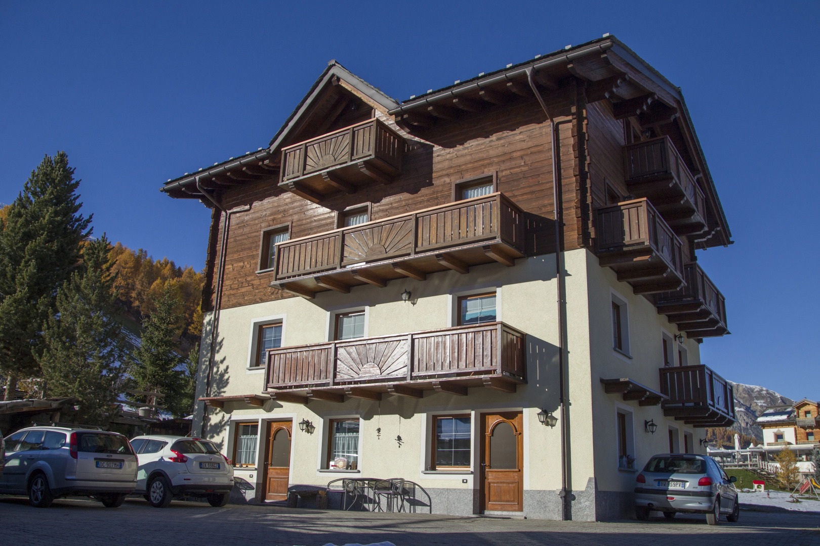 Italia 2 Ski in-Ski out 50m