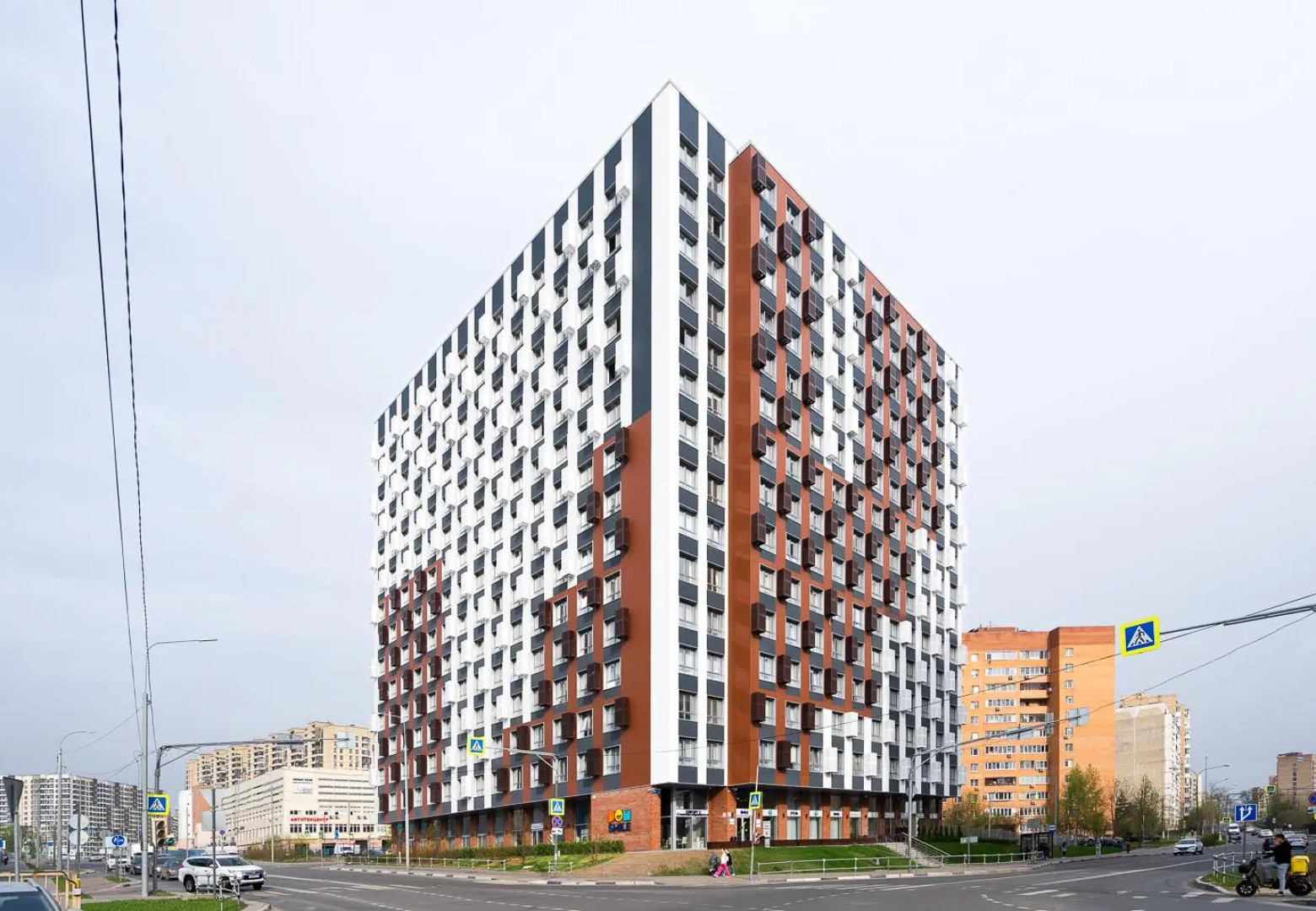 BestFlat24 (БэстФлэт24) на улице Колпакова 44