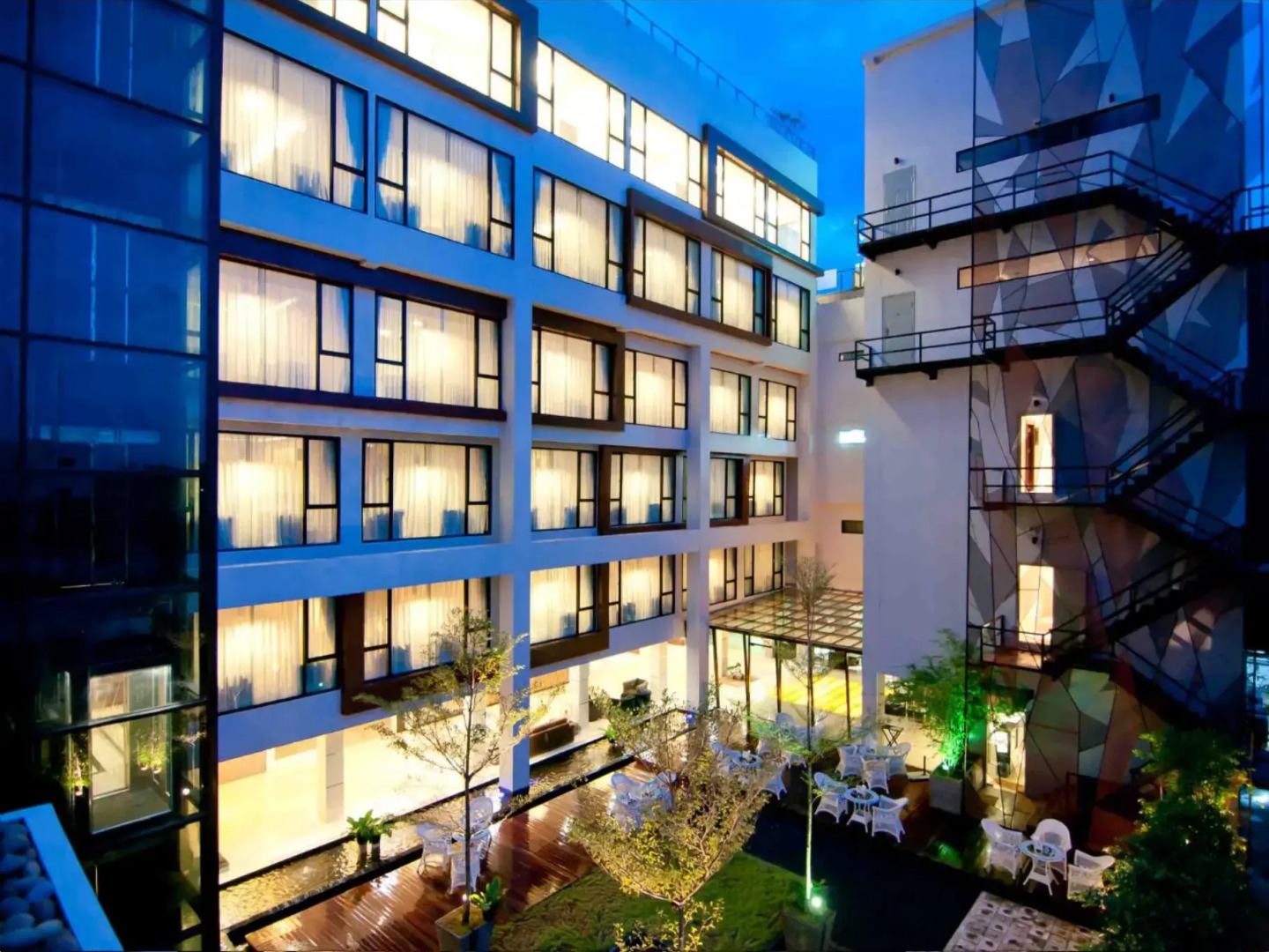 Rashmis Plaza Hotel Vientiane