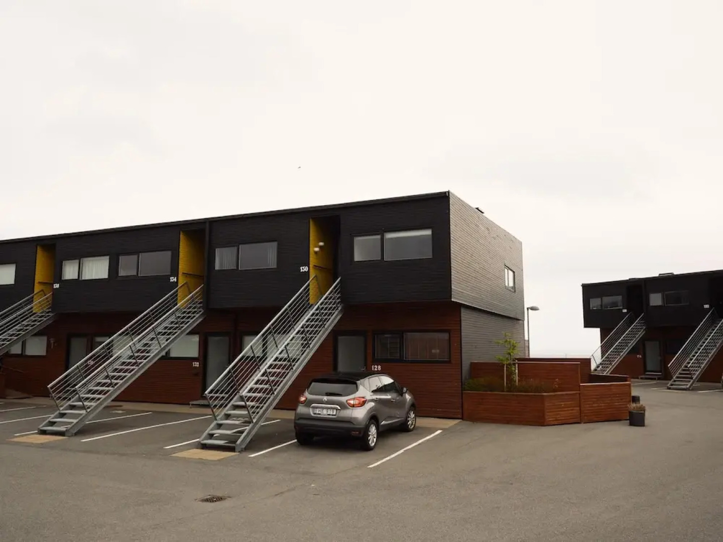 Stunning 1-Bedroom Apt With Breathtaking Scenery