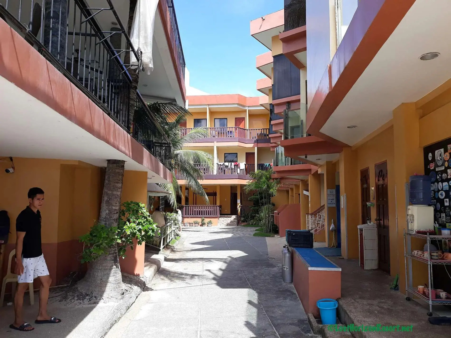 Lost Horizon Beach Dive Resort