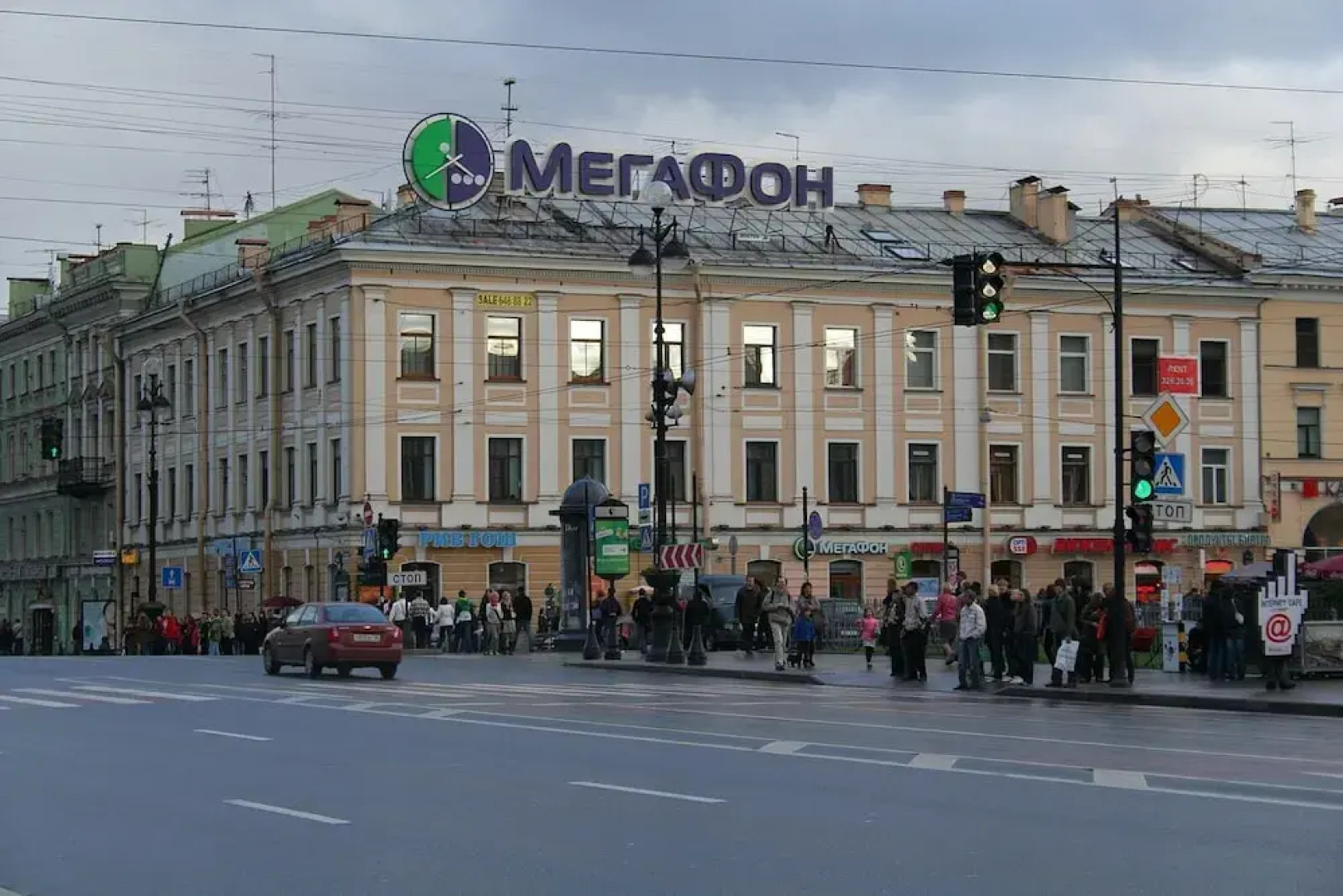 Апартаменты ColorSpb «Легенды Невского проспекта»