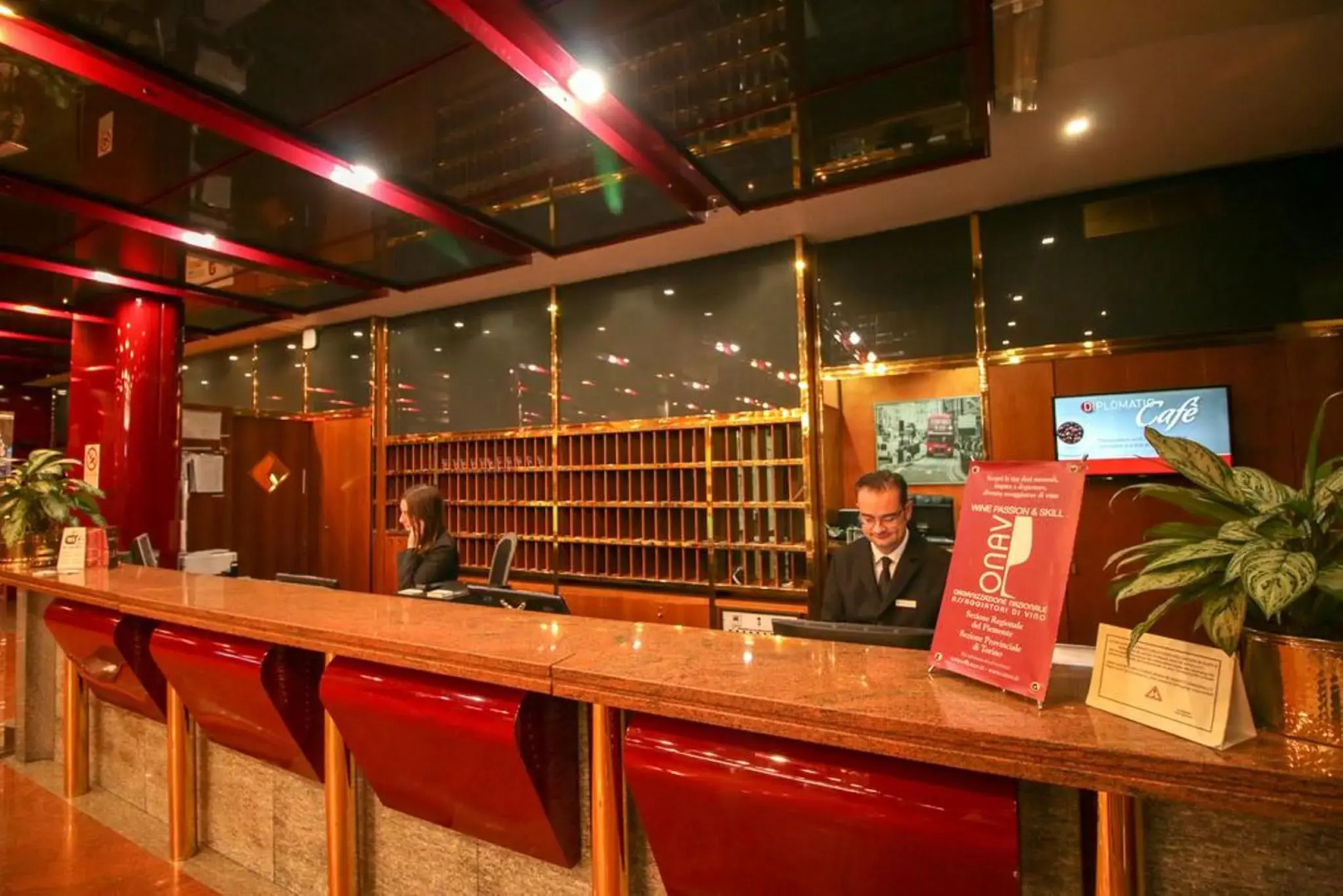 Отель Diplomatic