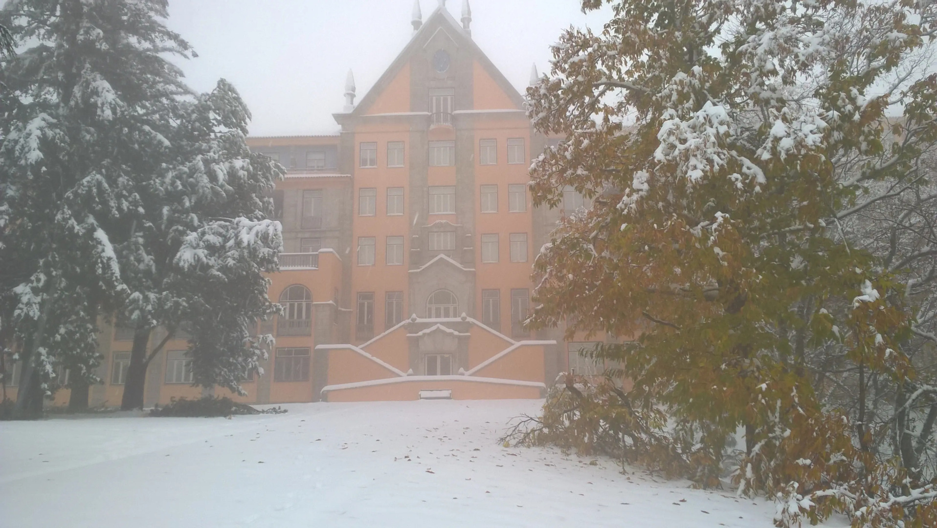 Pousada da Serra da Estrela - Historic Hotel