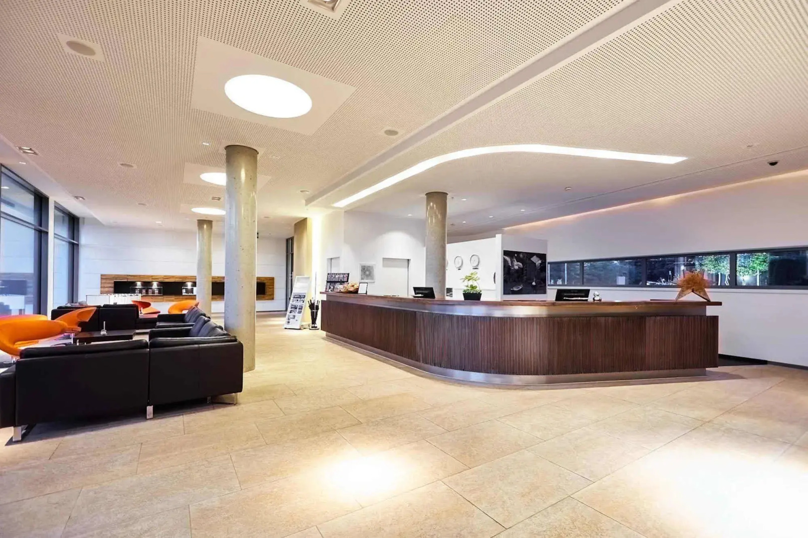 LAGO hotel & restaurant am see