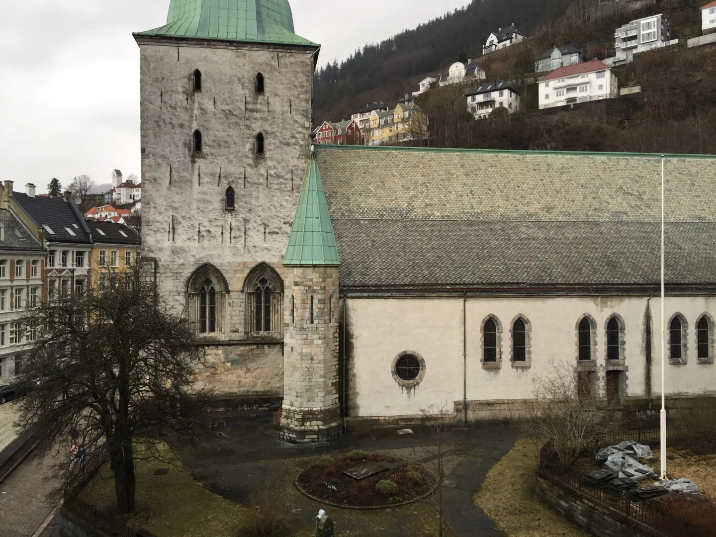 BREEZE Hotel Victoria - Self-Service