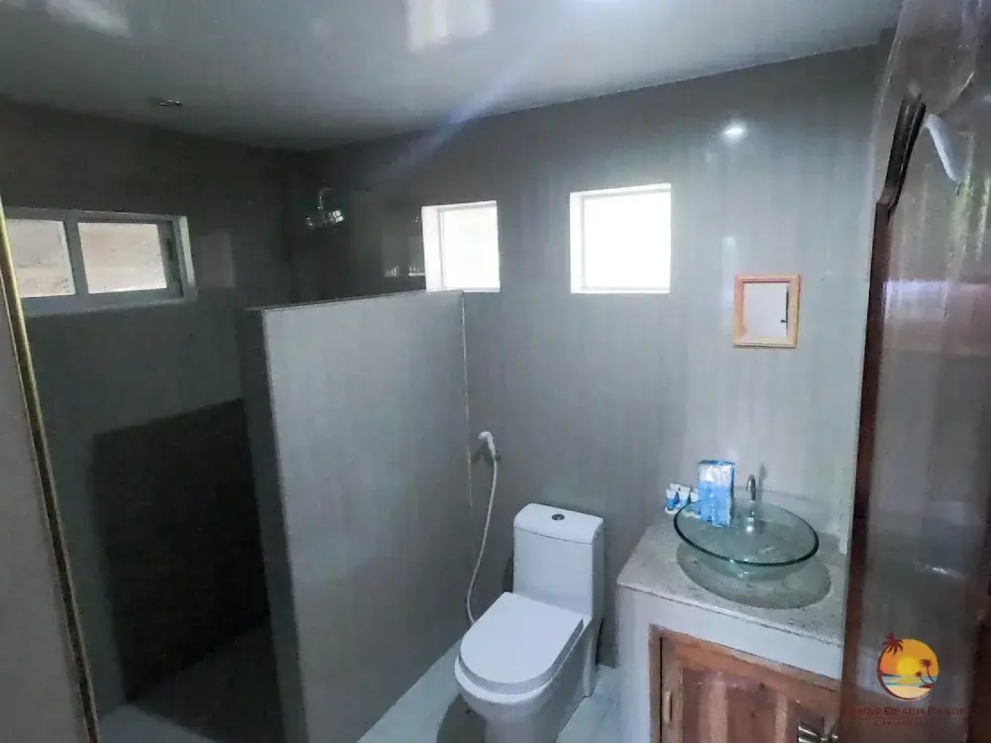 Lanas Beach Resort - Carabao Island