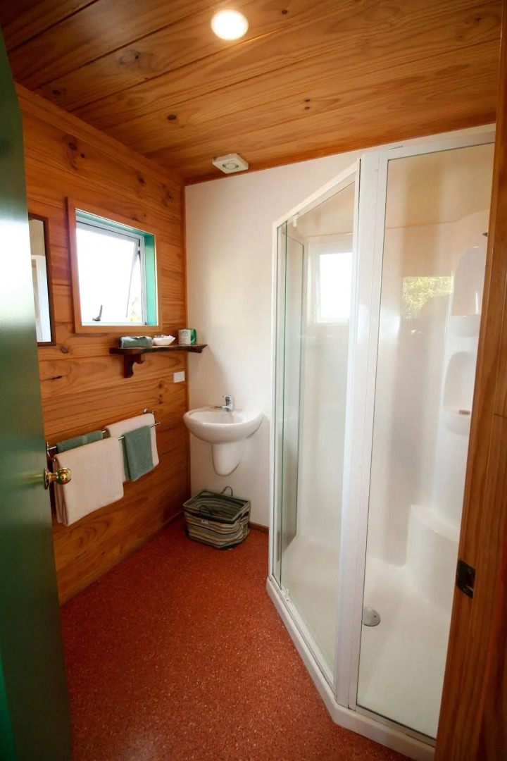 Tatahi Lodge Beach Resort