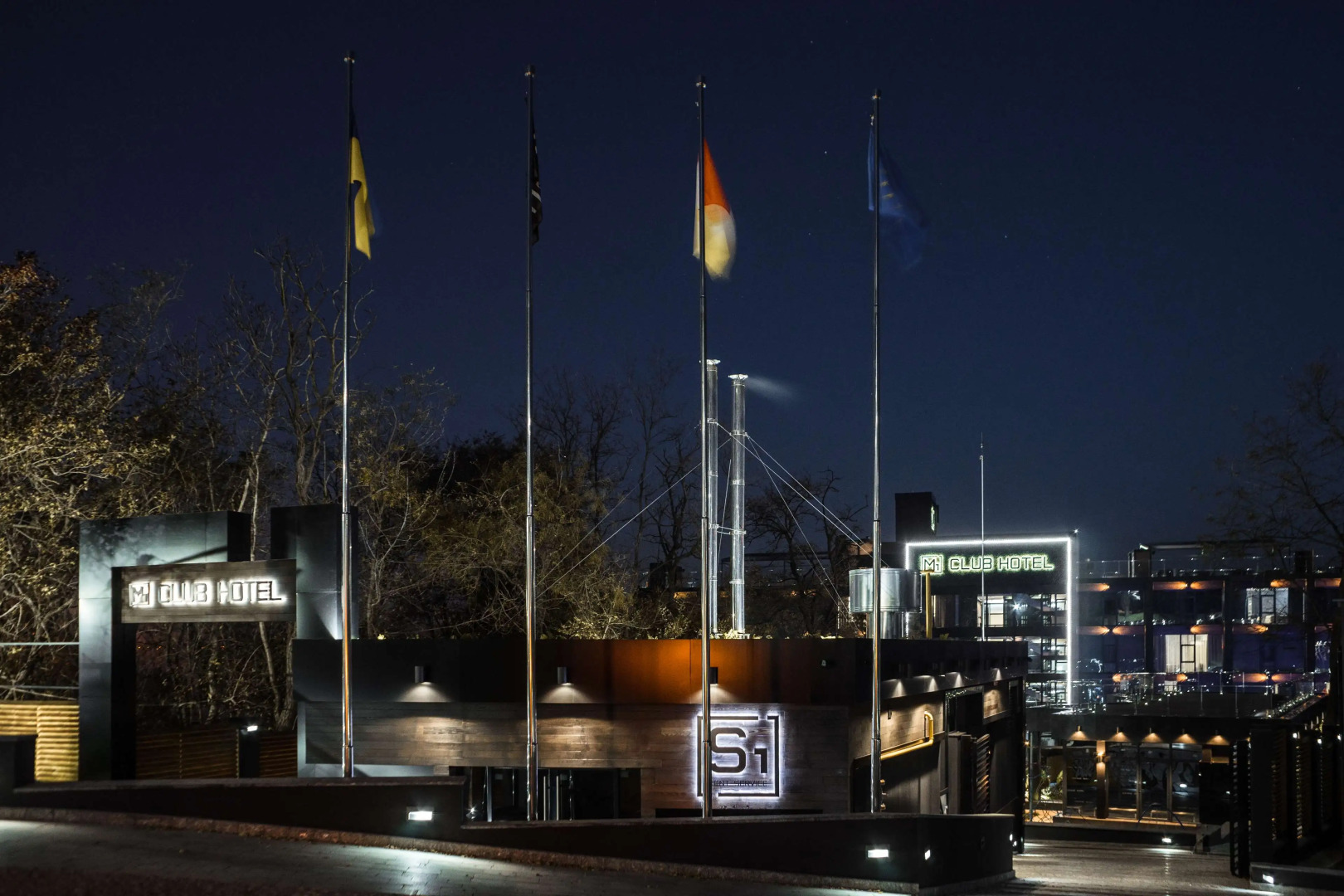 Отель M1 club