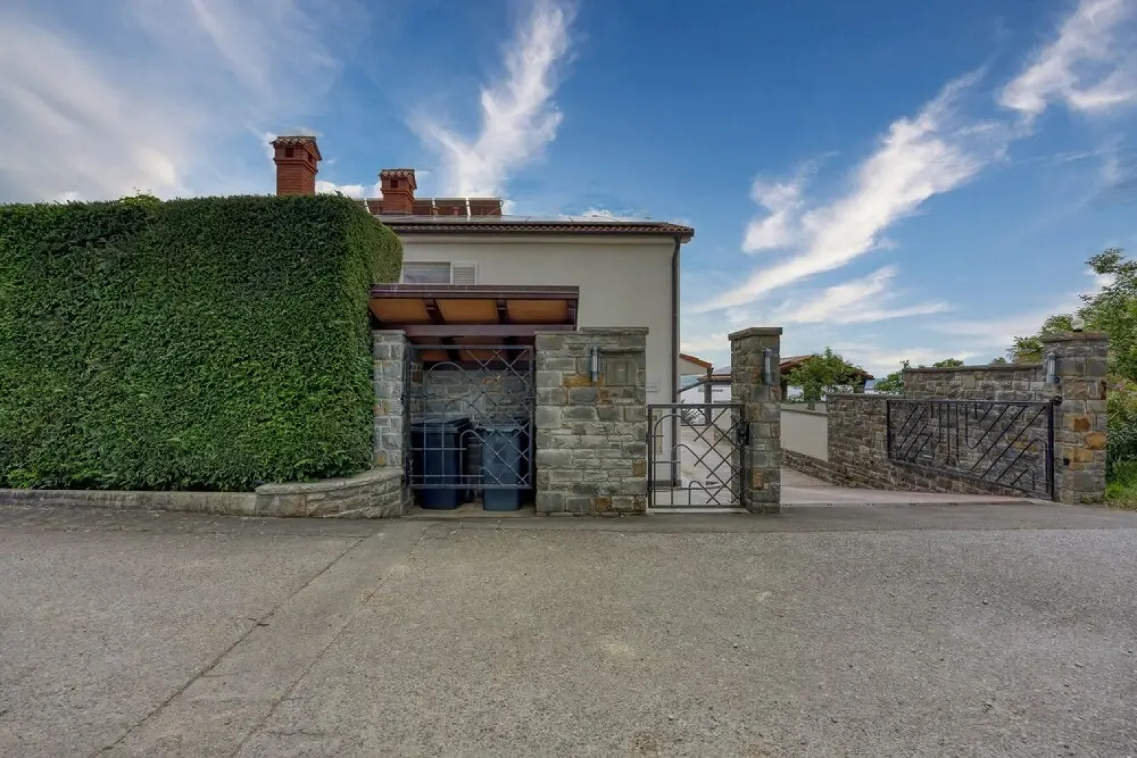 Pool Studio Debeli Rtic 2