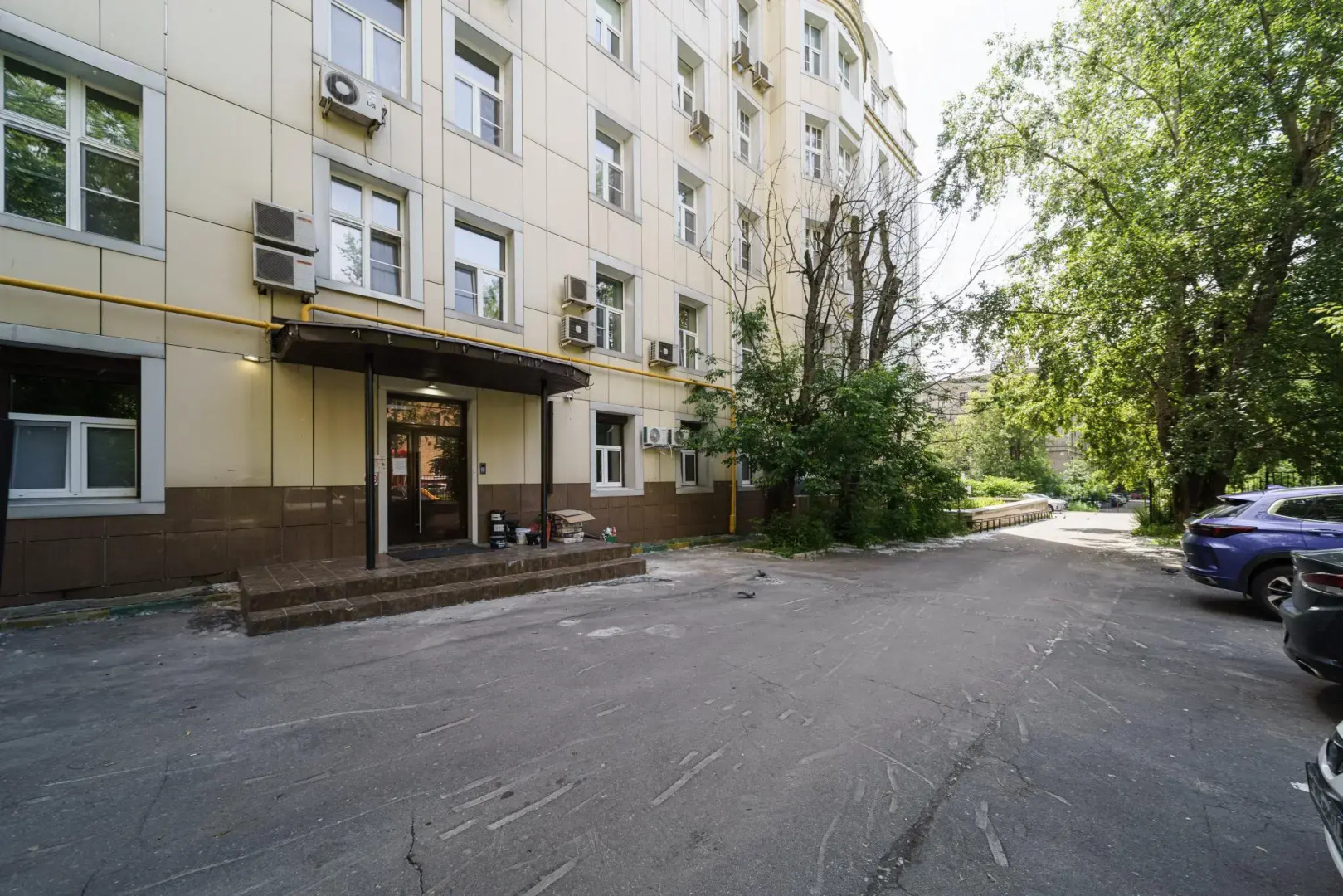 Апартаменты на Нижняя Первомайская 64