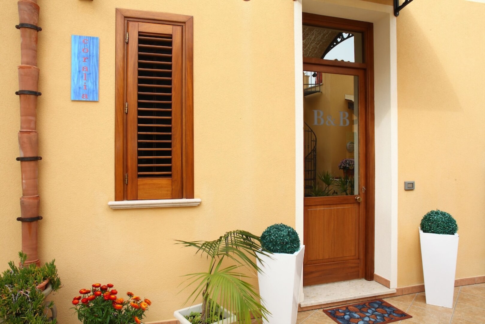 Coralia Bed and Breakfast