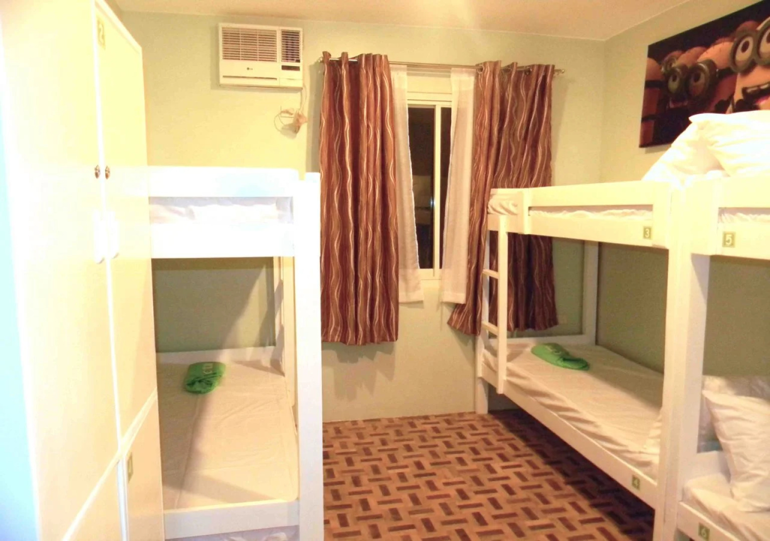 TR3ATS Guest House Bohol - Hostel