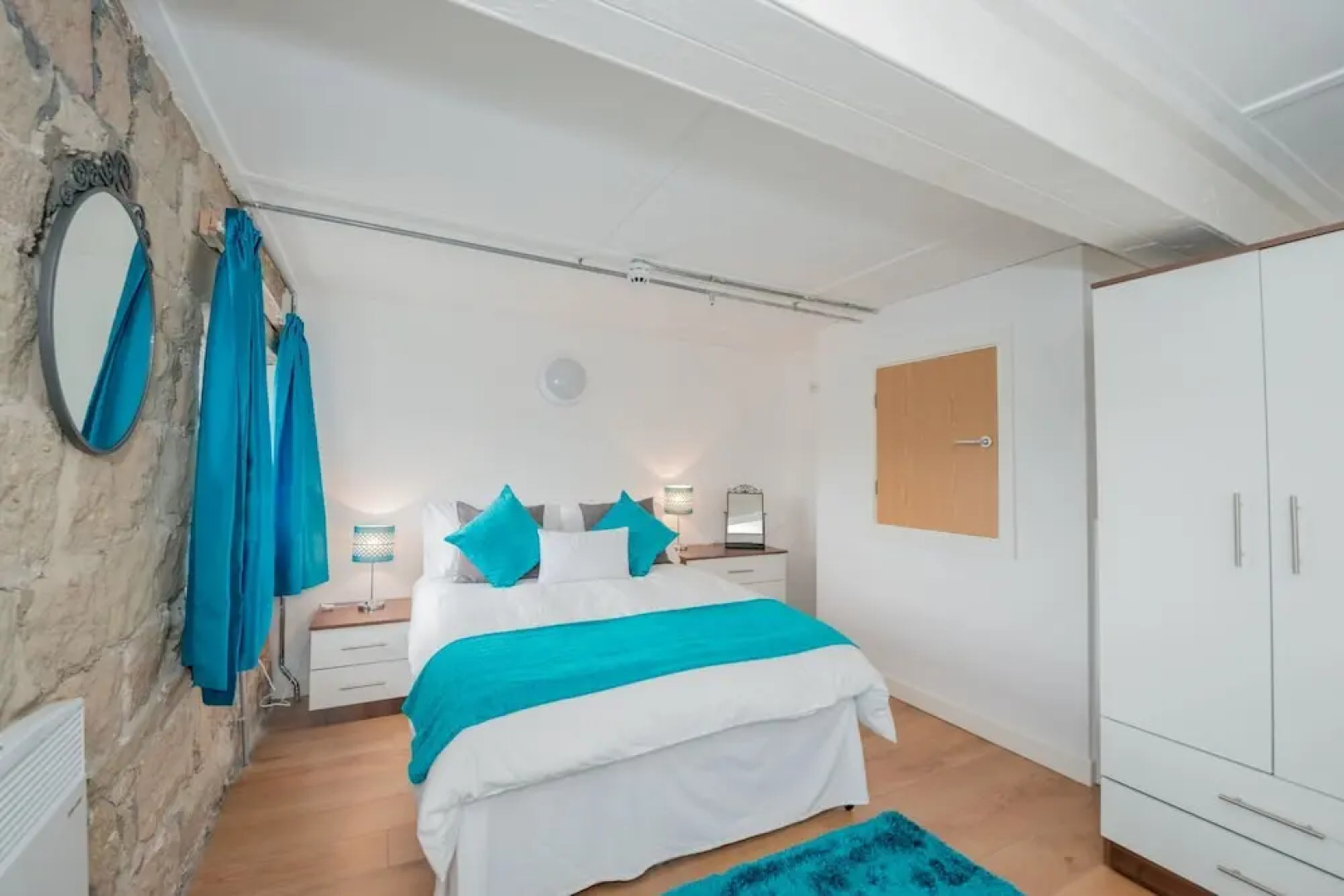 Kirkstall Bridge Apartments - 23