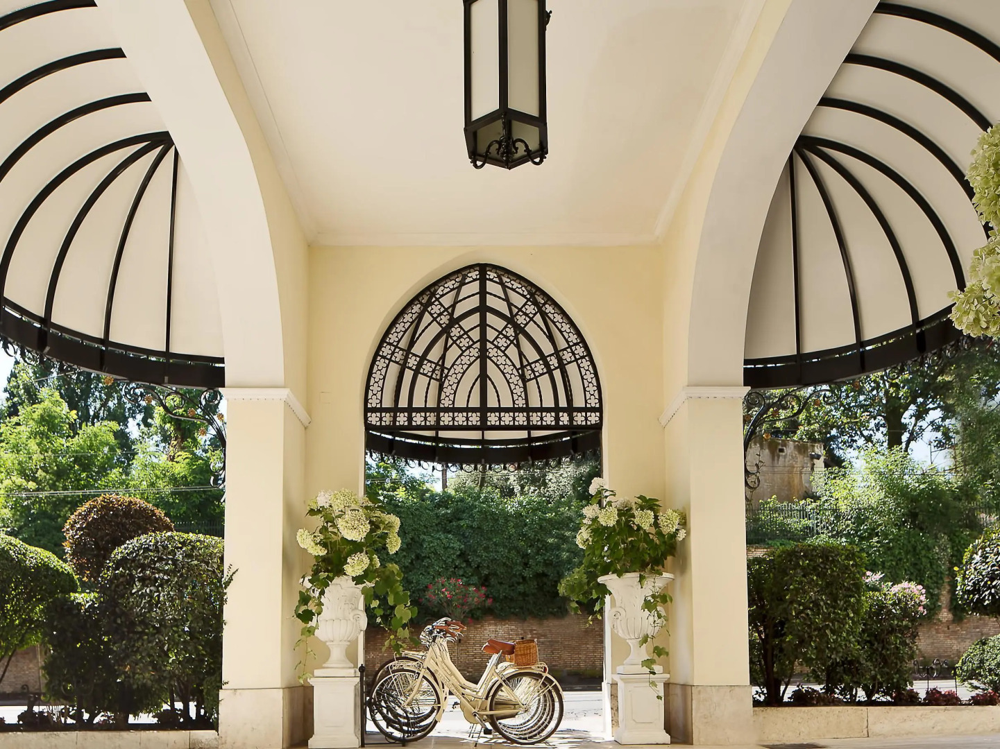 Aldrovandi Villa Borghese