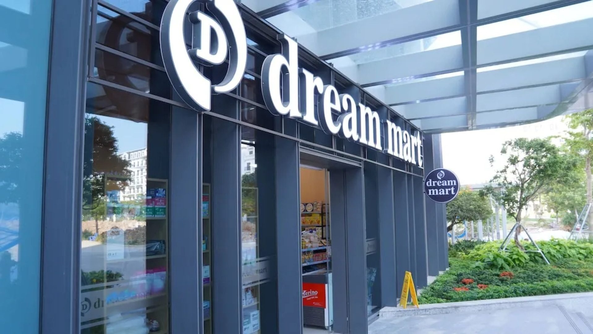 A La Carte Ha Long Bay Apartment Managed by Anstay Residence