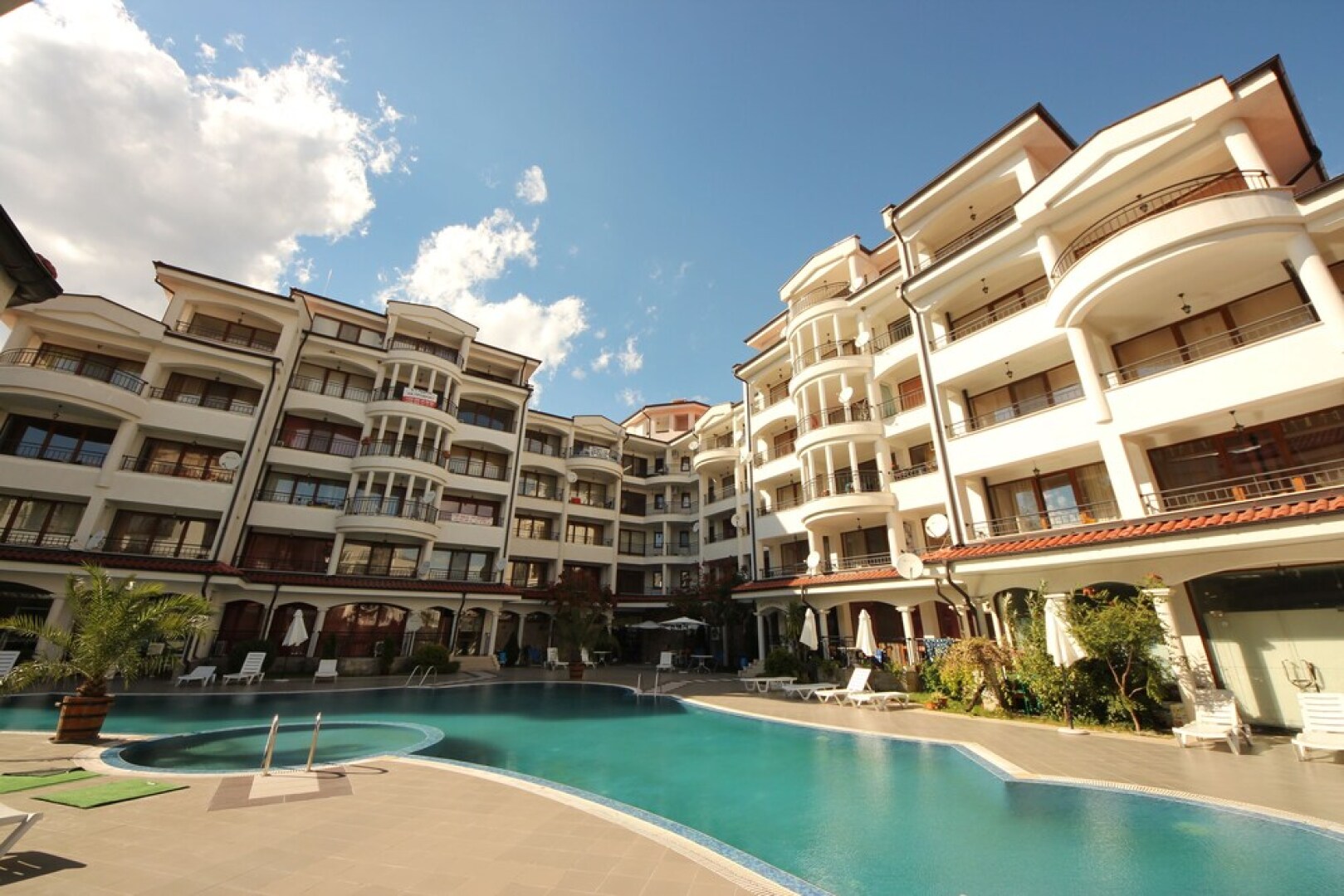 Menada Chateau Valon Apartments