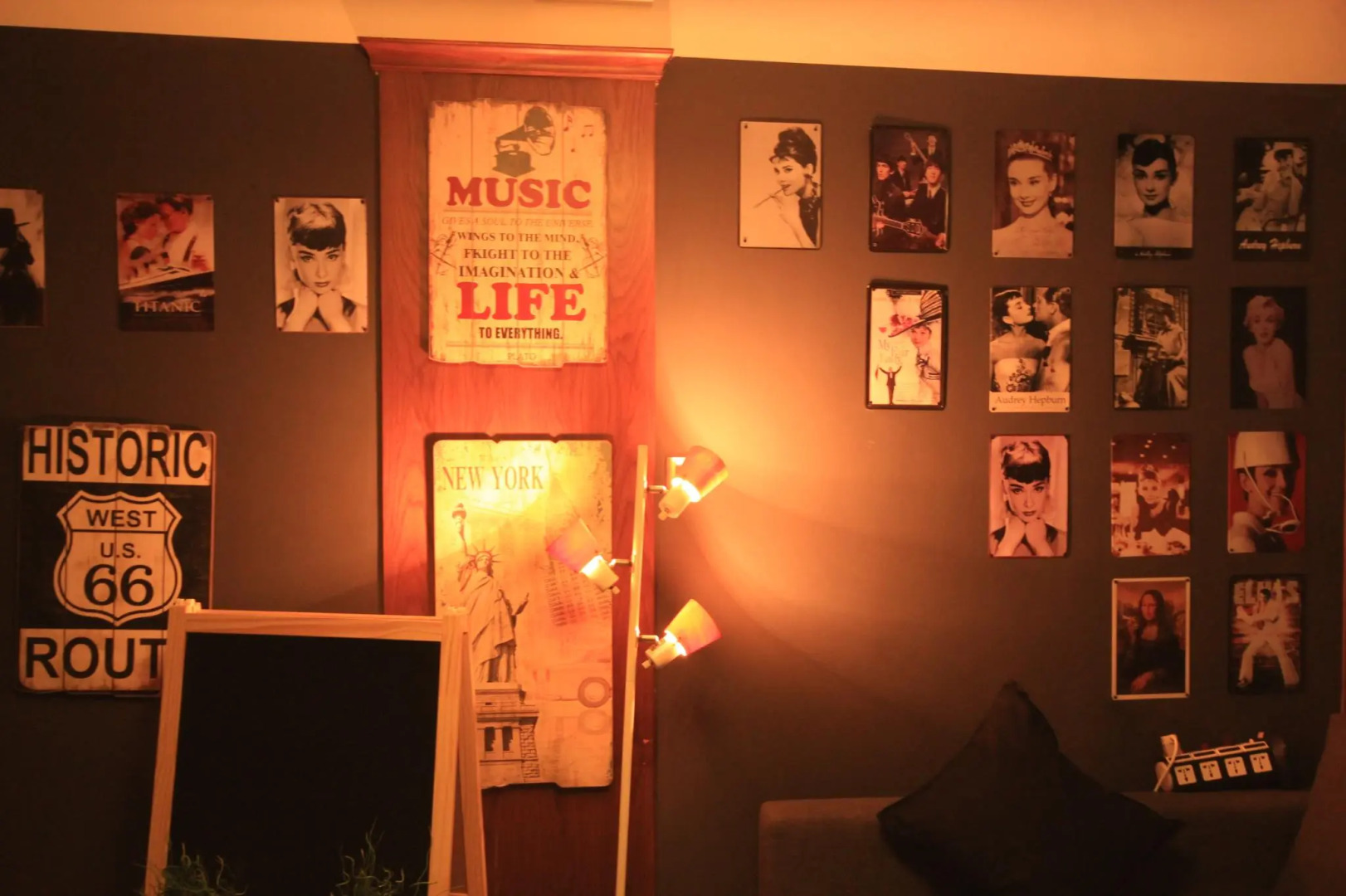 Timehouse Hong Kong Hostel Group