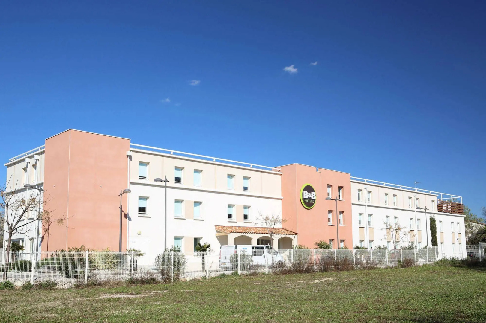 B&B HOTEL Marseille Aéroport Saint-Victoret