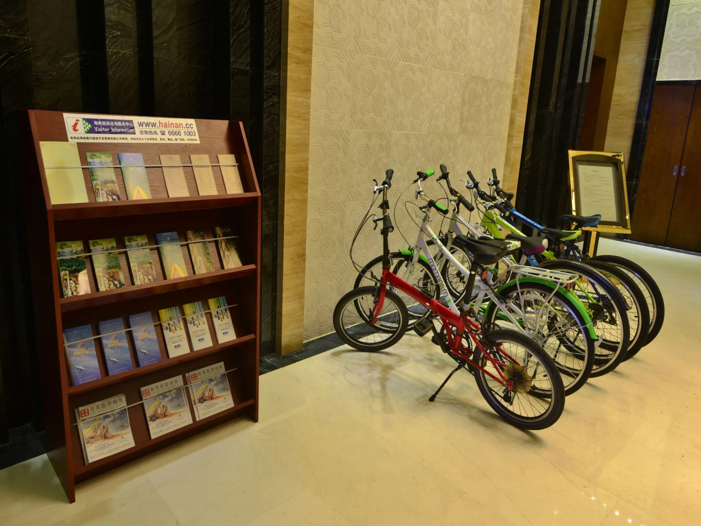 Отель Barry Boutique Seaview Sanya