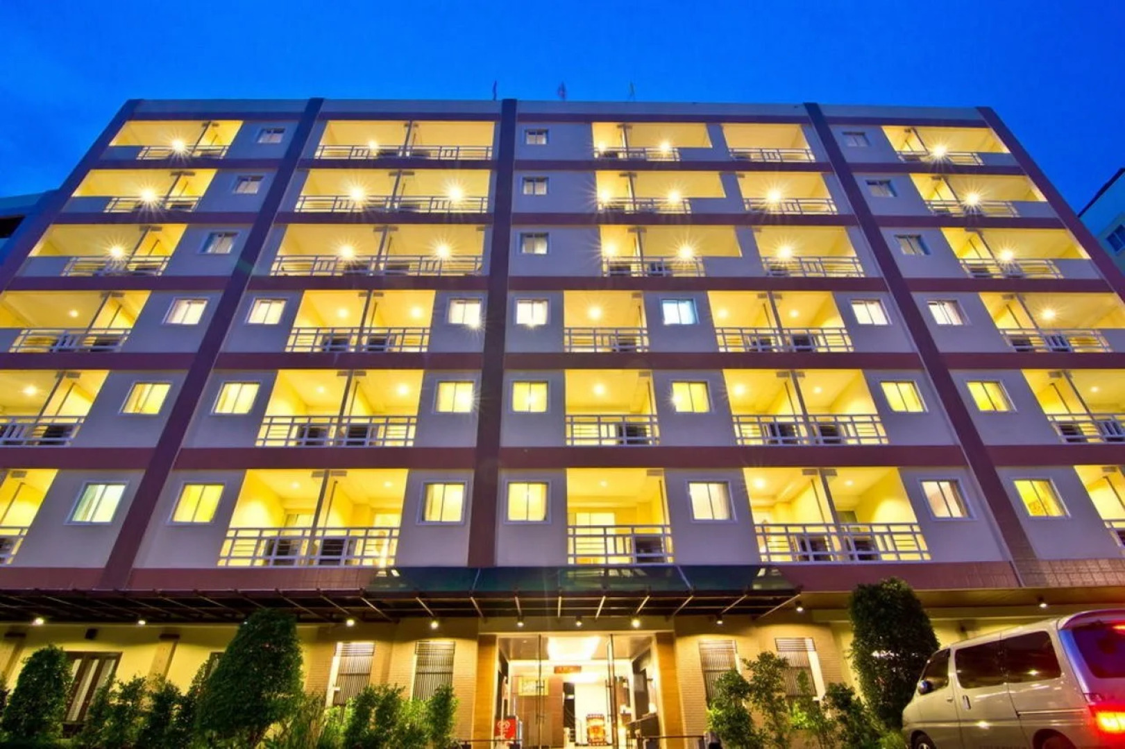 Отель Golden Sea Pattaya Hotel