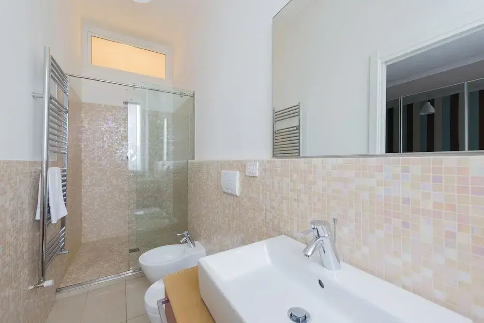 Be Apartments Donatello