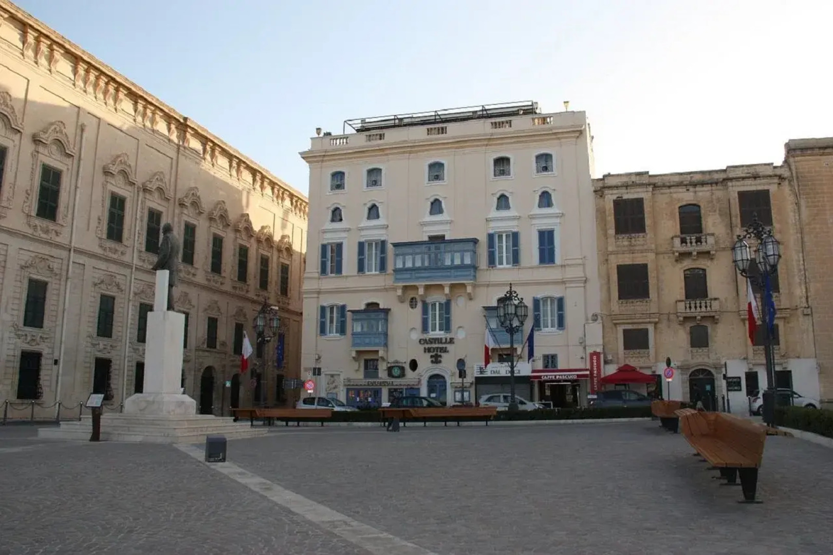 Hotel Castille