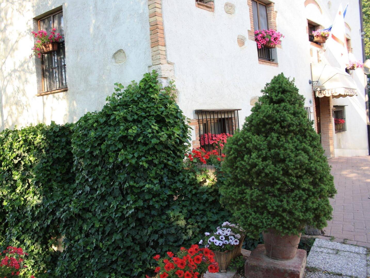 Hotel Torciano Vecchio Asilo