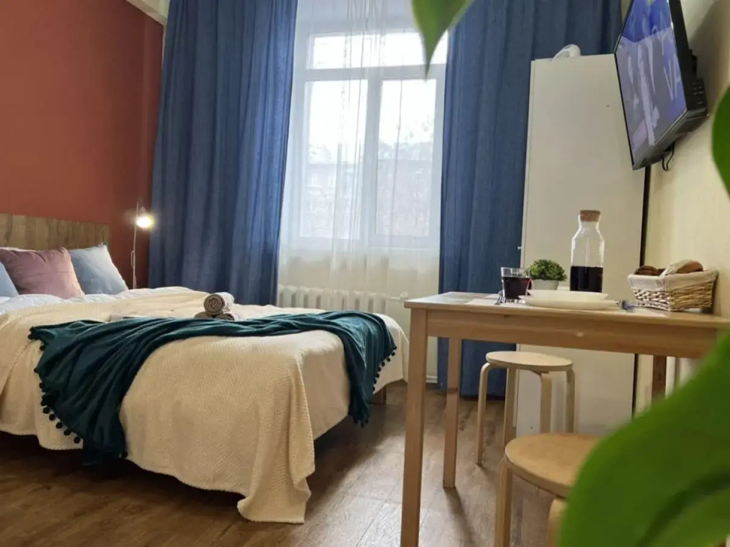 Диван и Чемодан на ул. Ватутина, 39