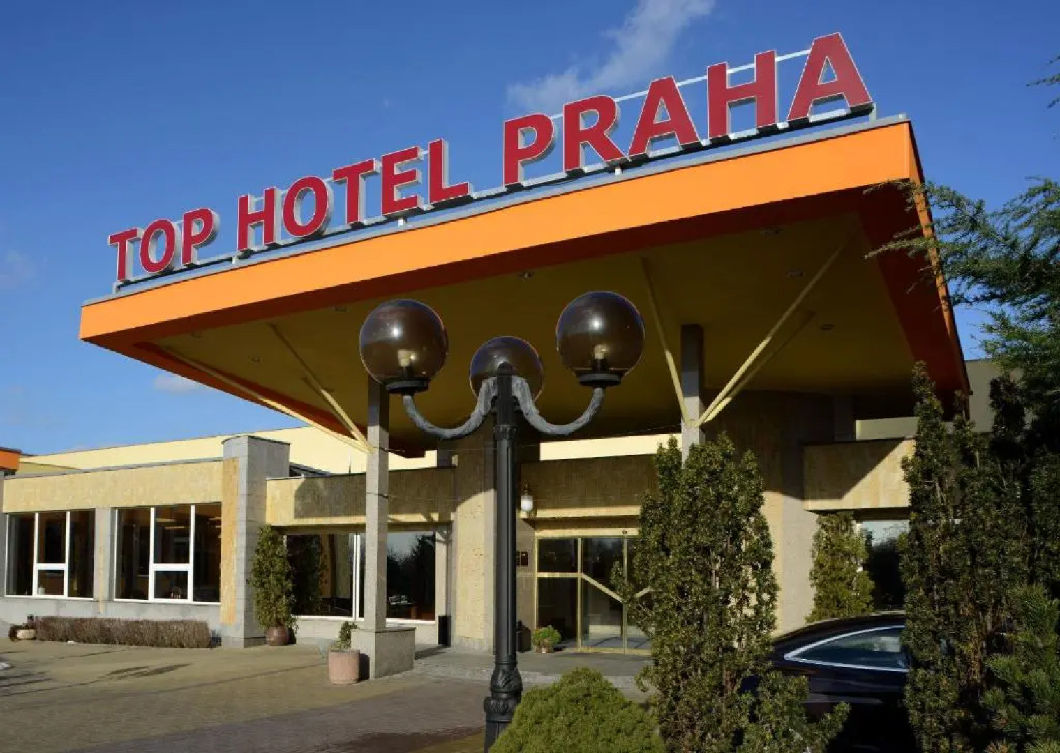 TOP HOTEL Praha & Conference Centre