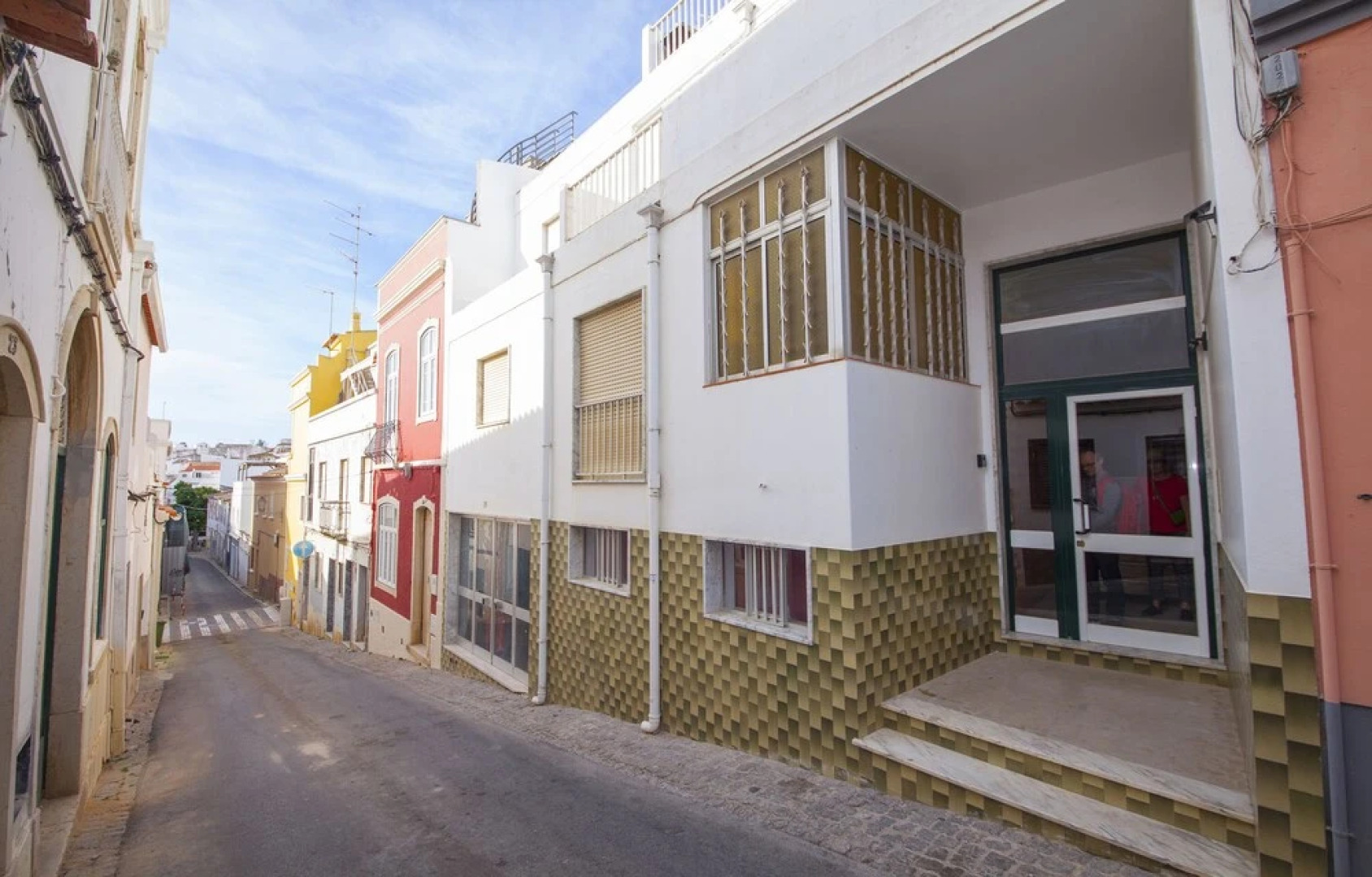 C10 - Lagos Center Apartment