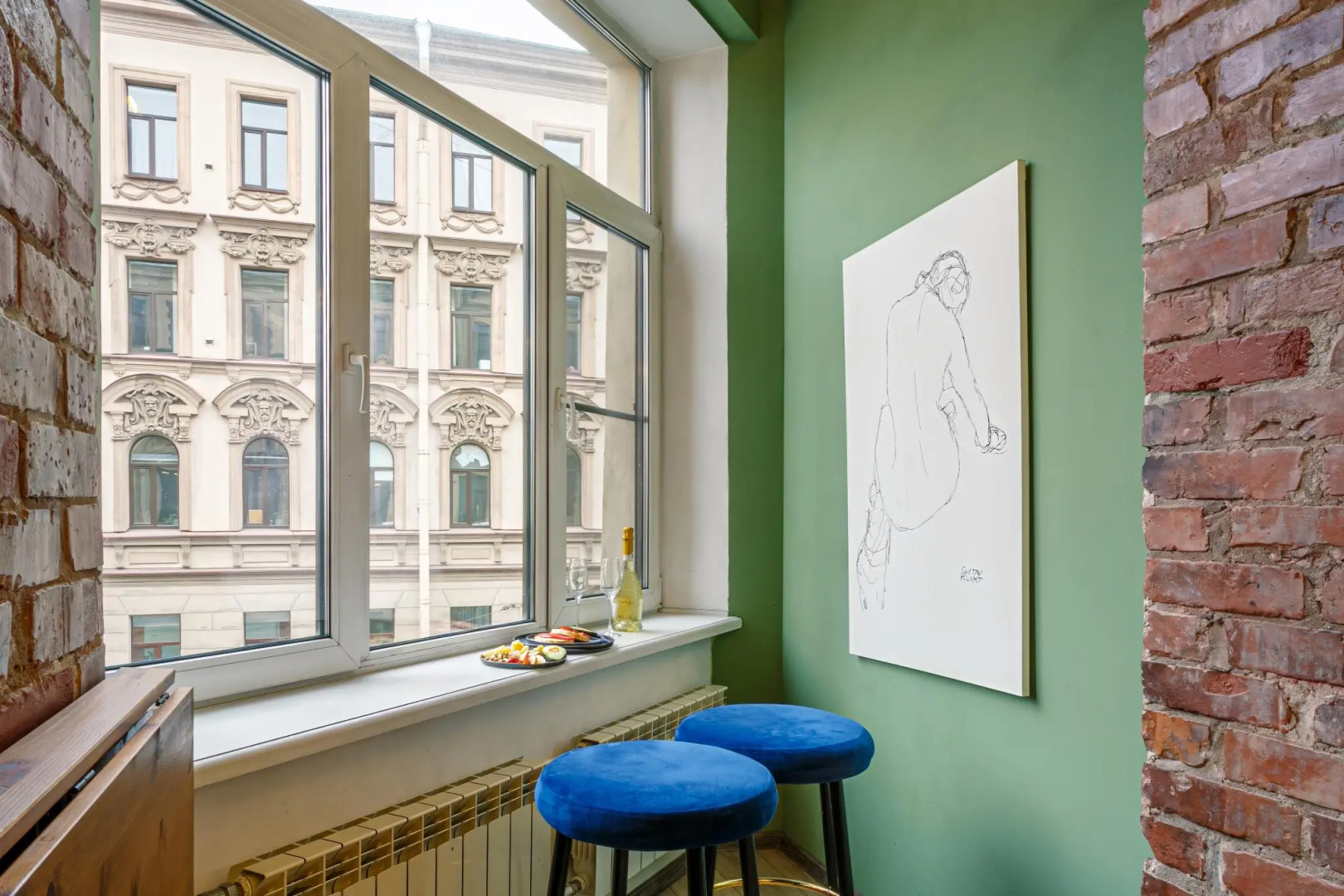 SeApart. На Большом 13 (бывш. Апартаменты на Большом проспекте Петроградской Стороны)