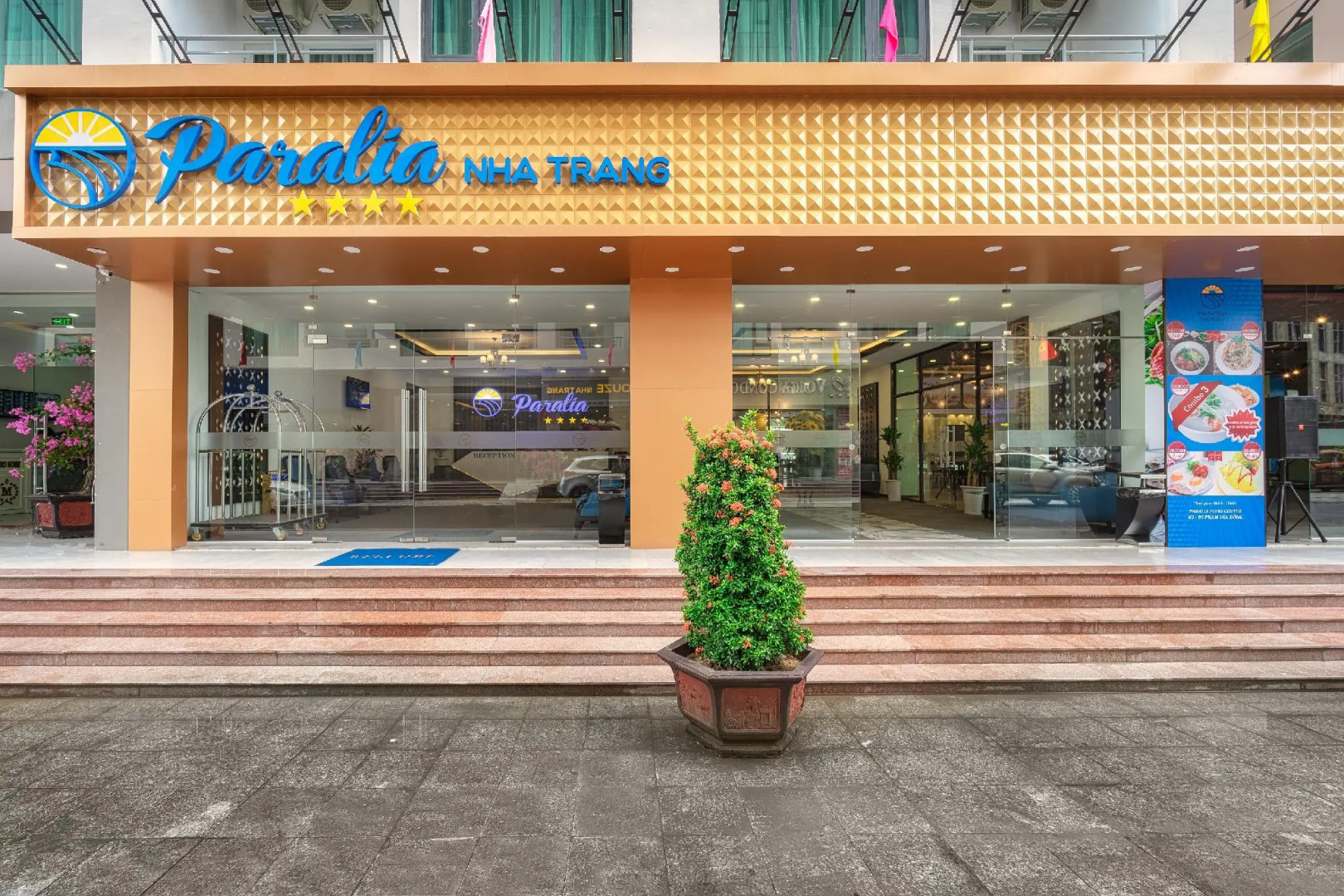 Paralia Hotel Nha Trang