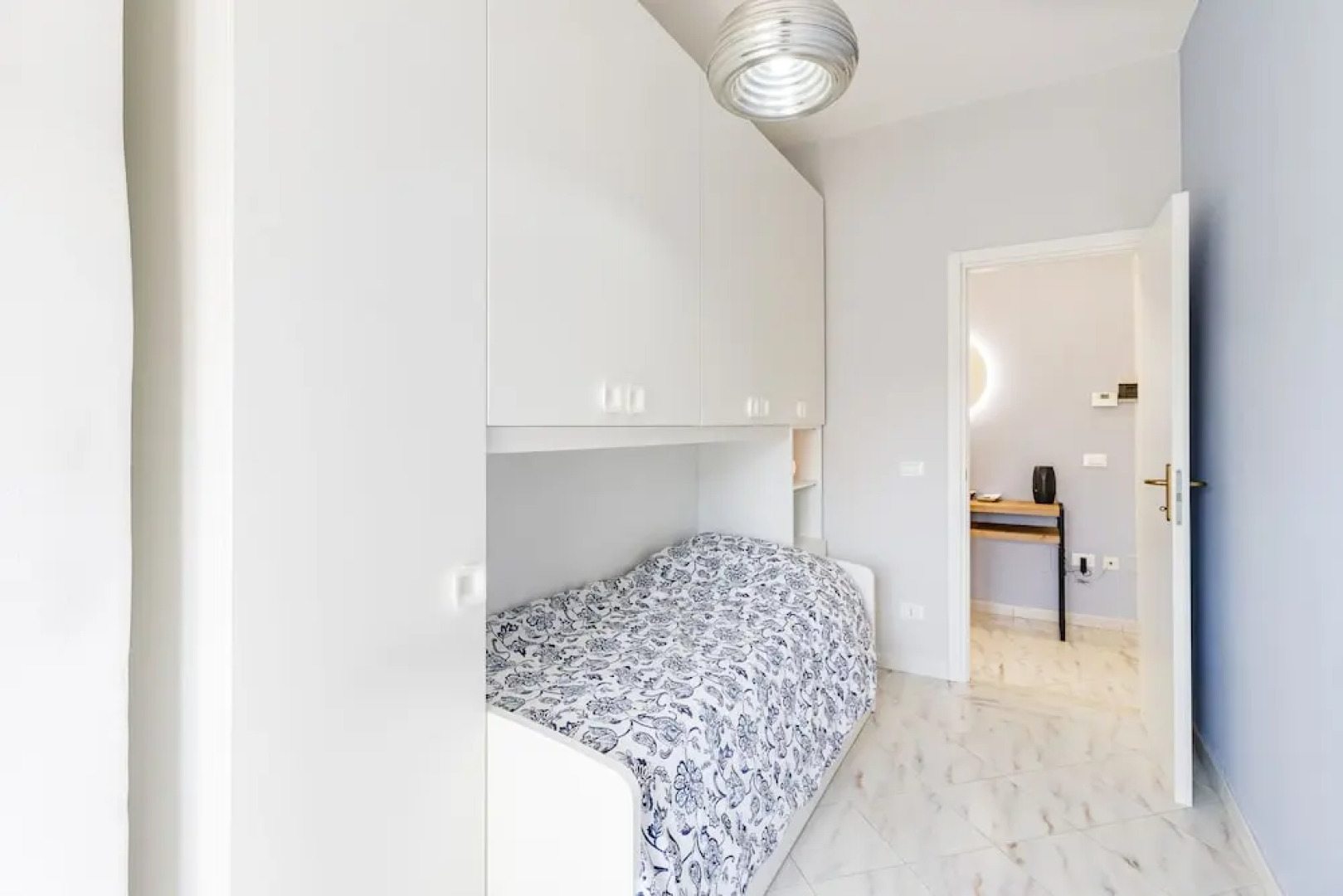 Bedo House Beach Front