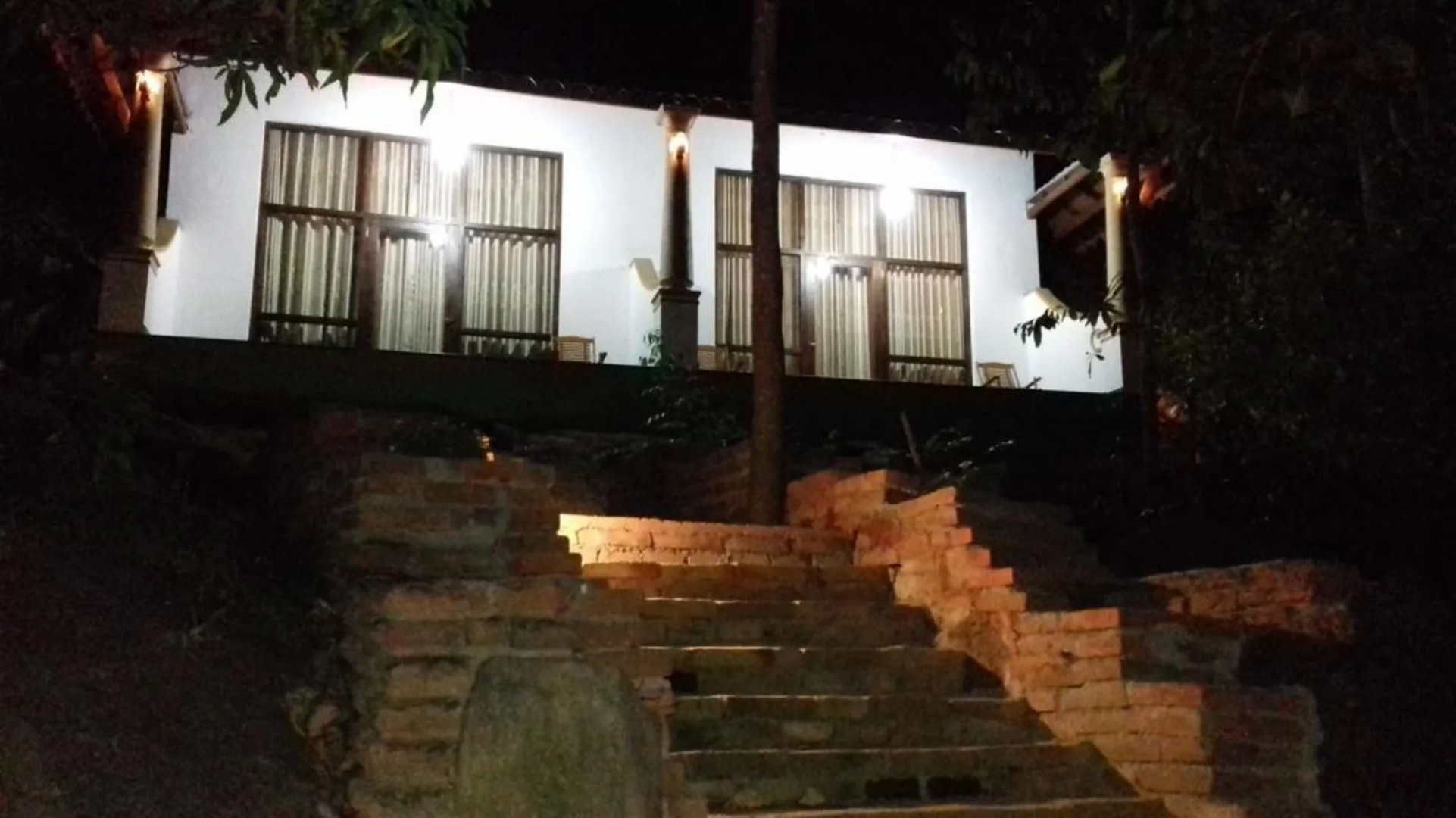 Serenity Sigiri Resort