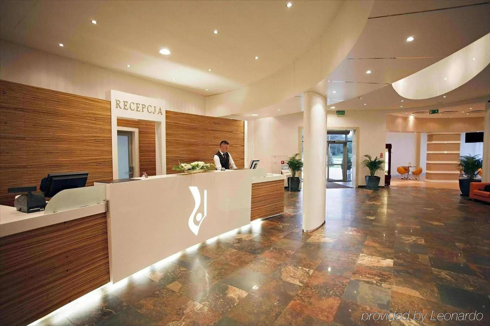 Hotel Victor Pruszków DeSilva