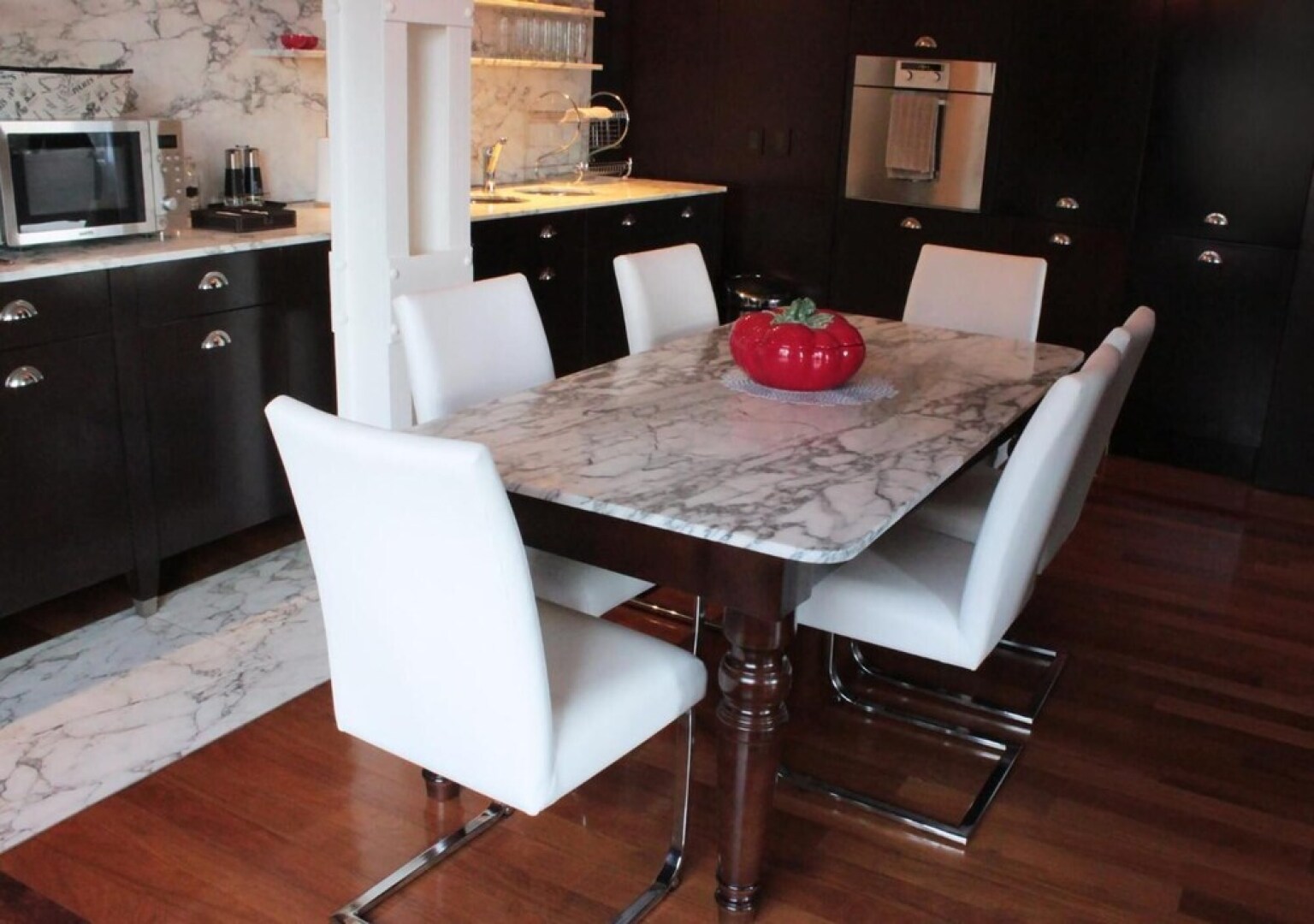 Residence Master Suite in Porteño Building