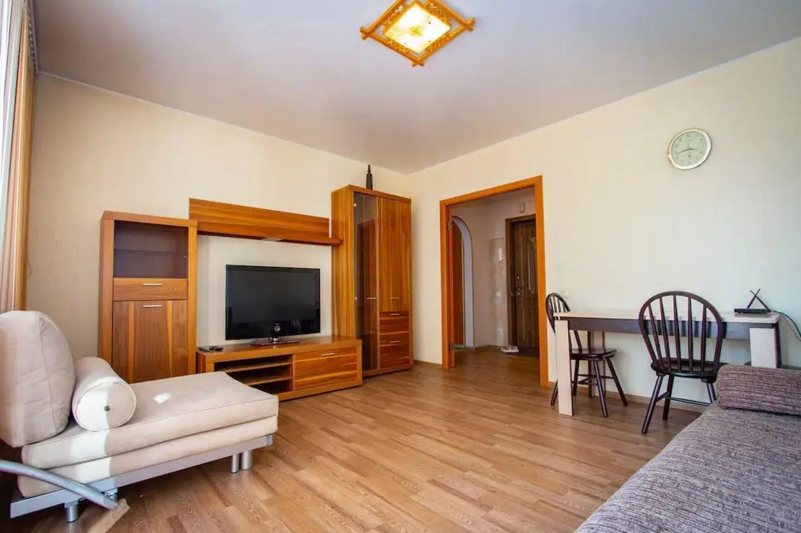 ABC Apartmens (ЭйБиСи Апартментс) на улице Горького