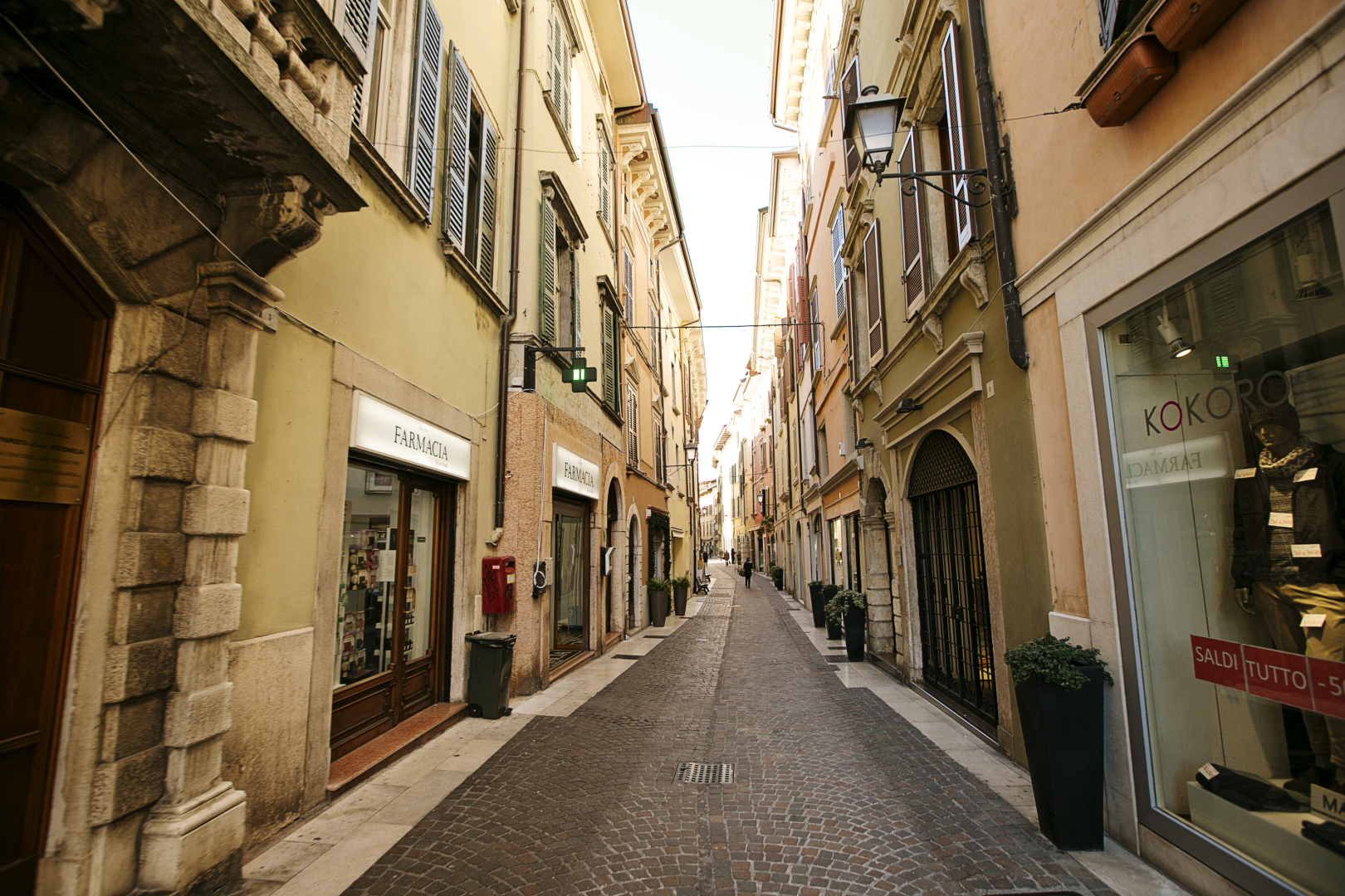 Villa Alberti 900m from Garda lake