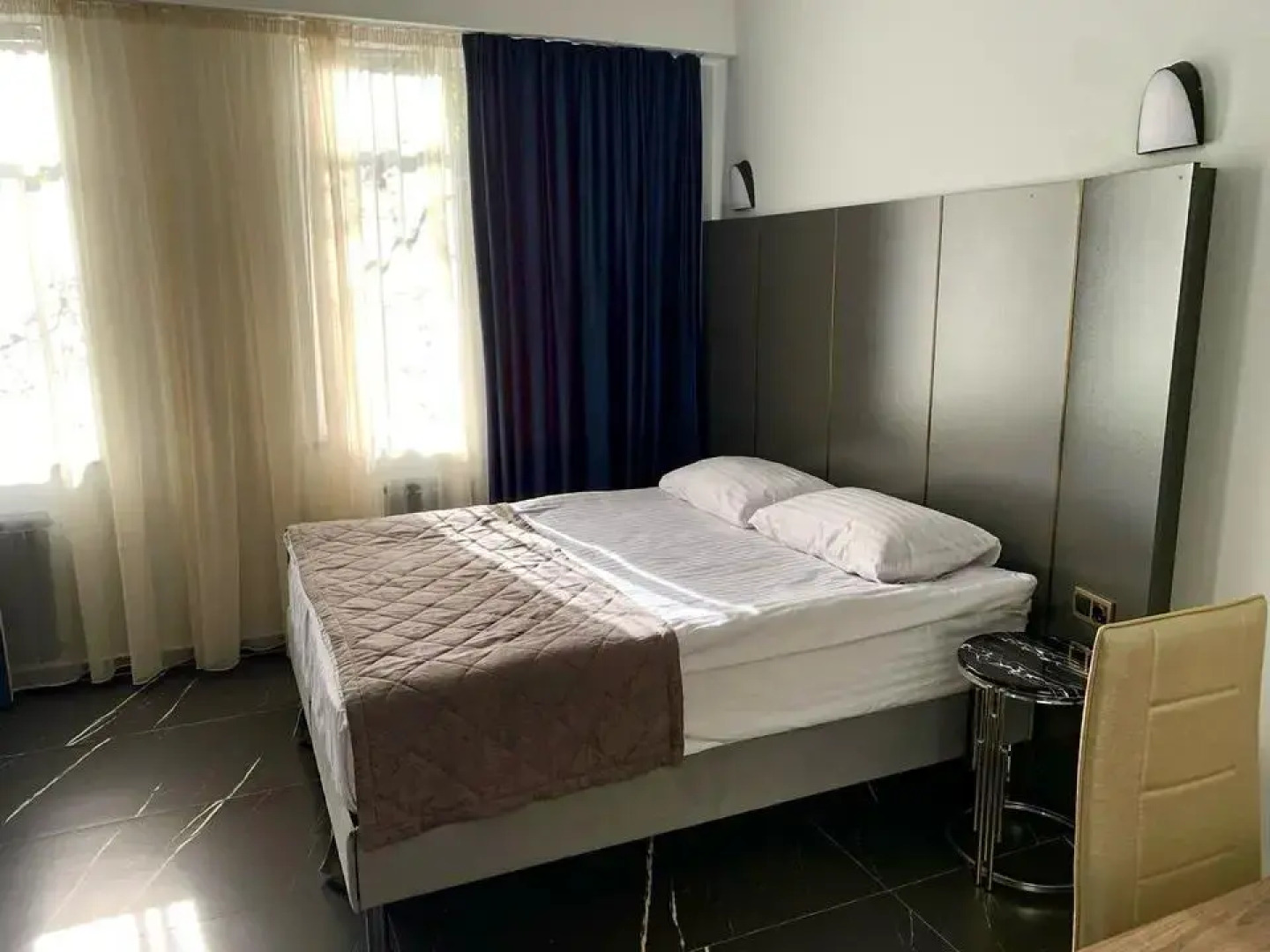 Левел Ереван