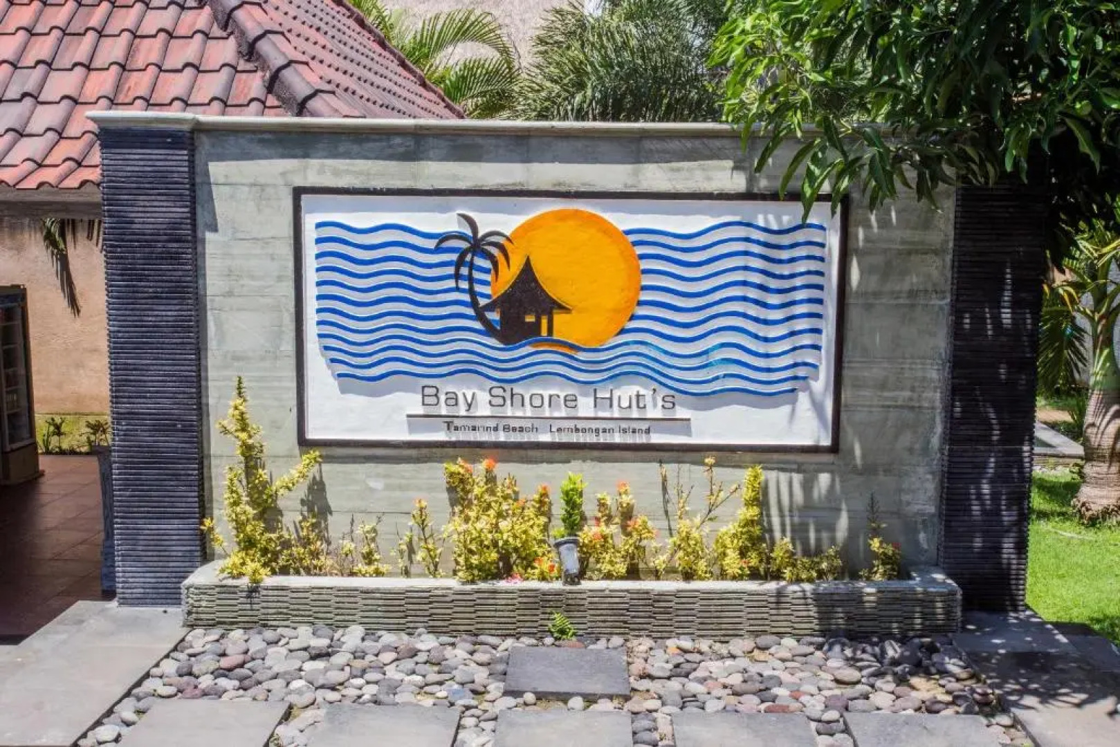 Lembongan Bay Shore Huts